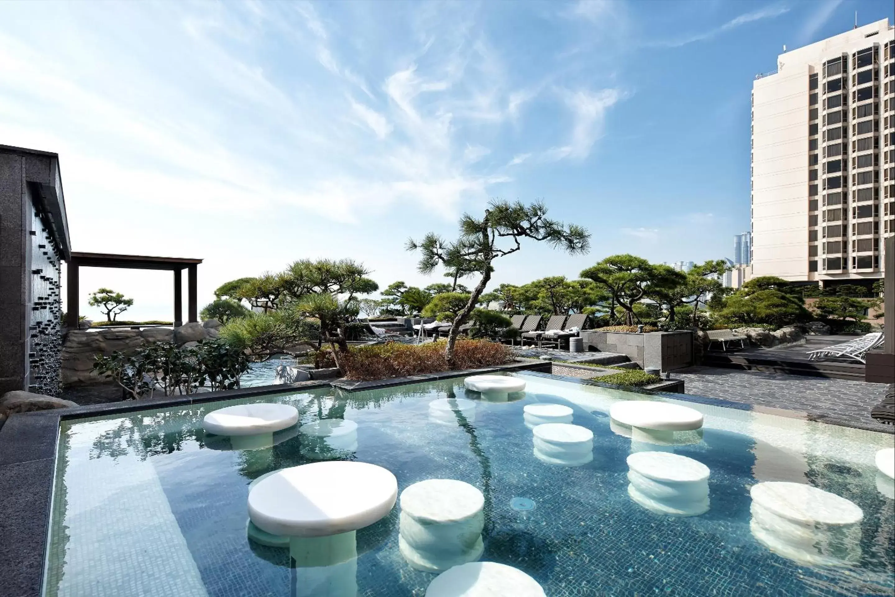Spa and wellness centre/facilities, Swimming Pool in Paradise Hotel Busan