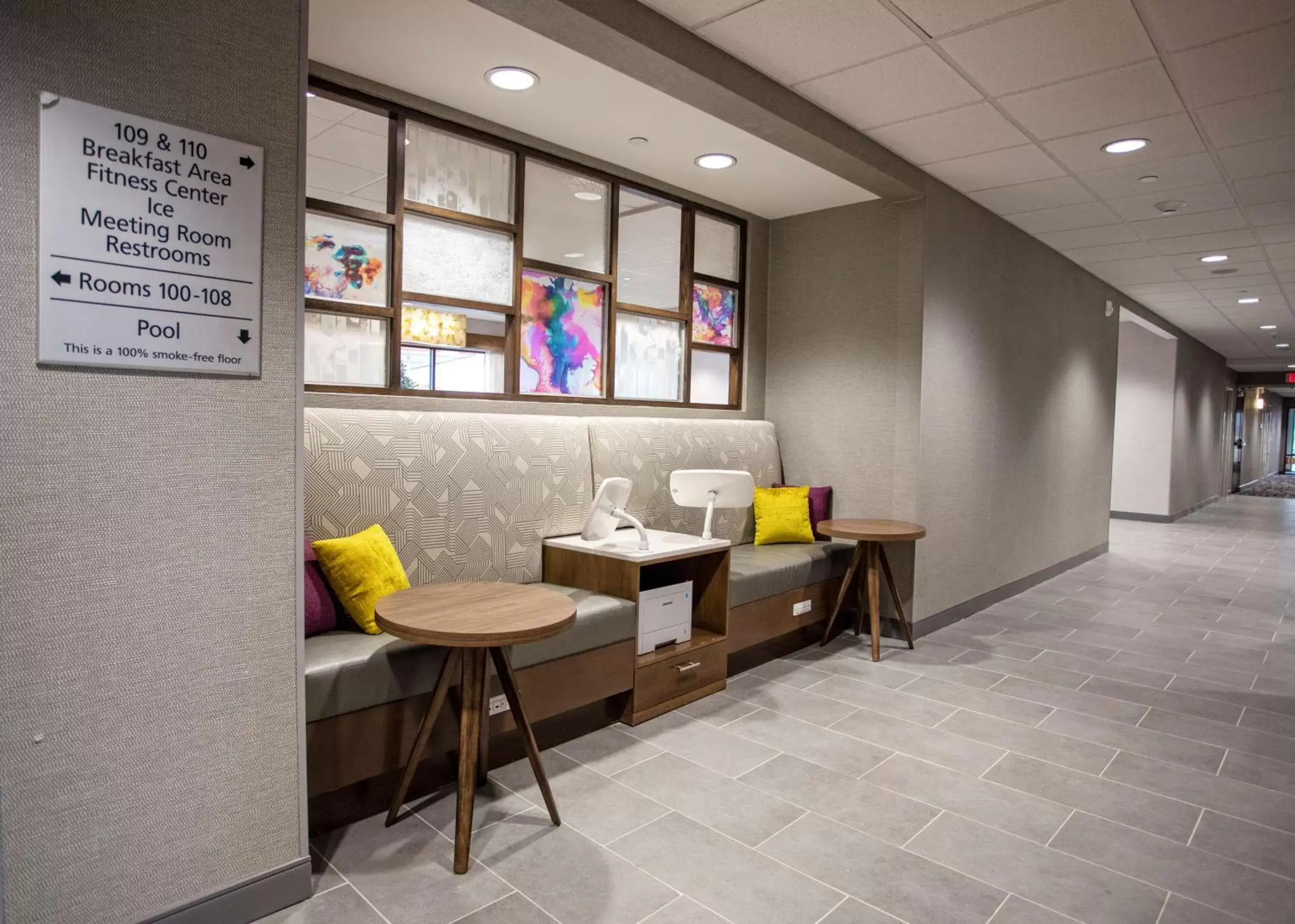 Business facilities in Hampton Inn Lexington, Tn