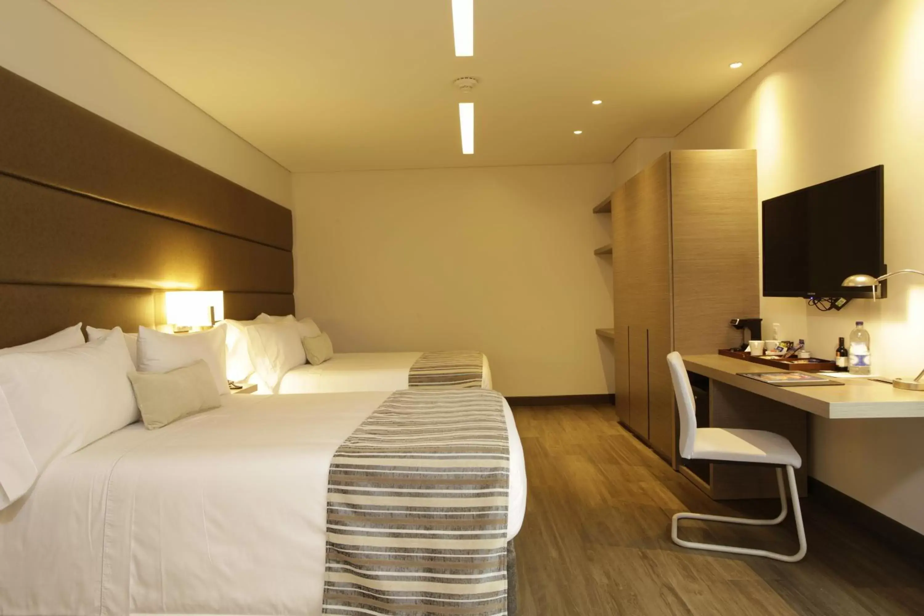 Bedroom, Bed in bs Rosales Hotel