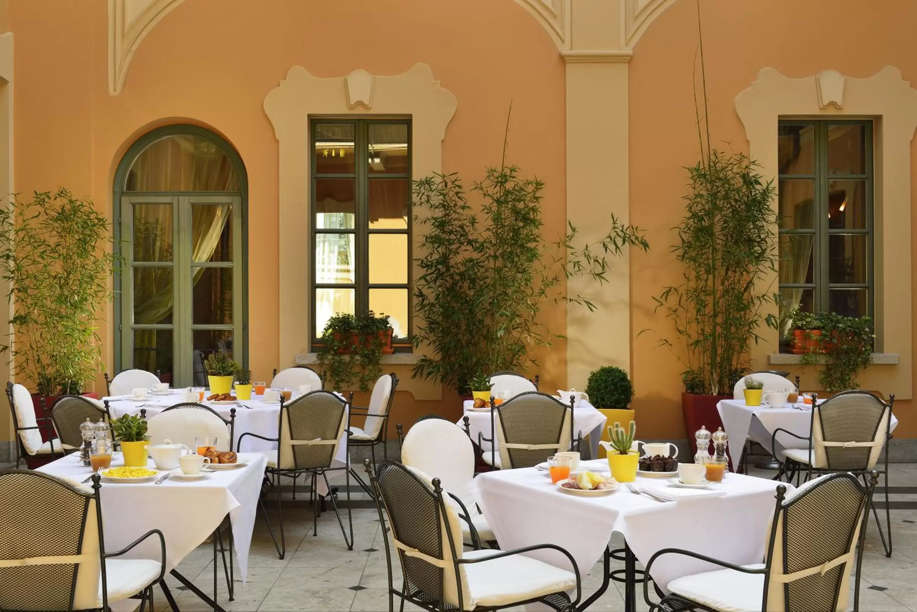 Patio, Restaurant/Places to Eat in Best Western Villa Appiani