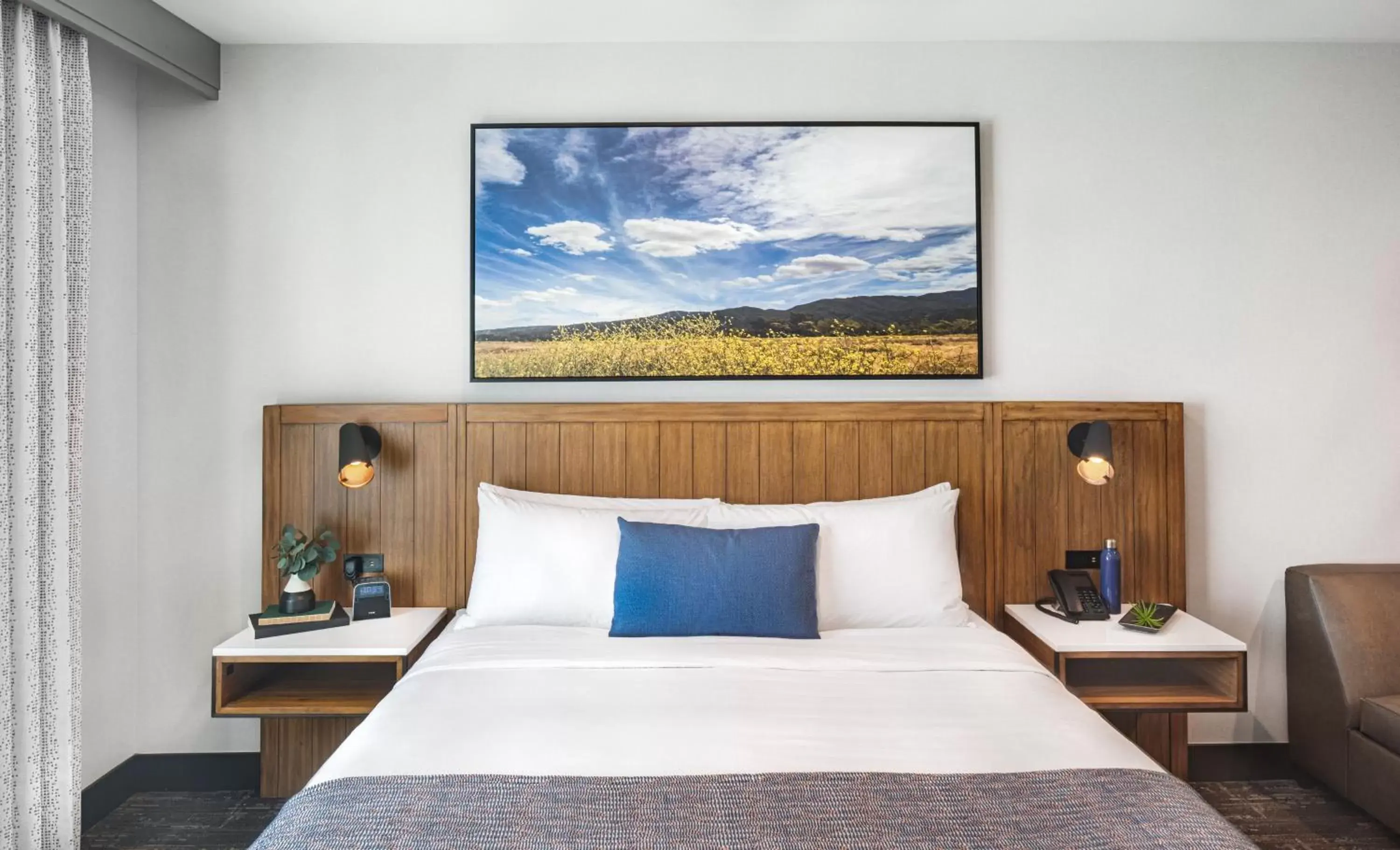 Bed in Ayres Hotel Vista Carlsbad