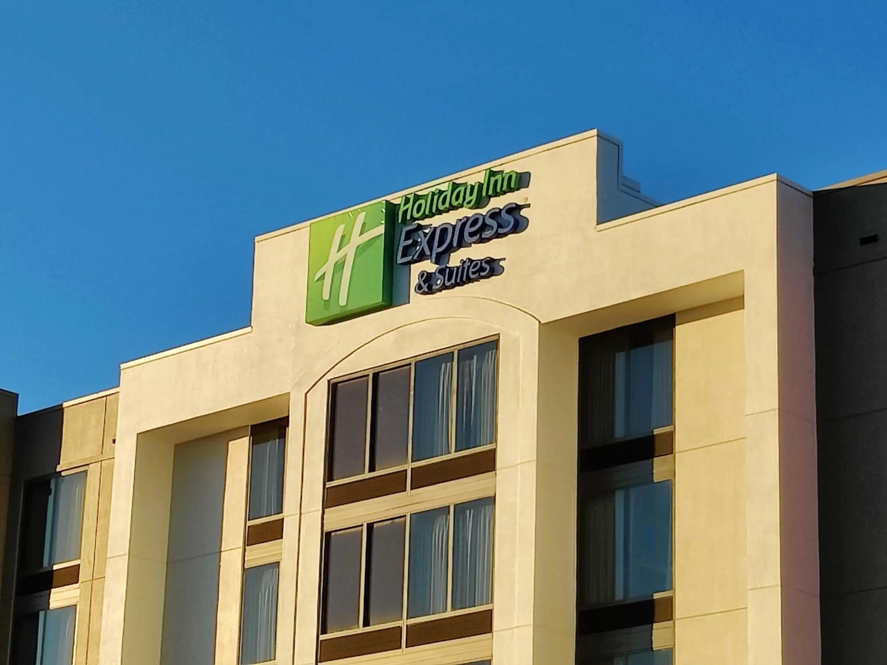 Property building in Holiday Inn Express Hotel & Suites Dallas Fort Worth Airport South, an IHG Hotel