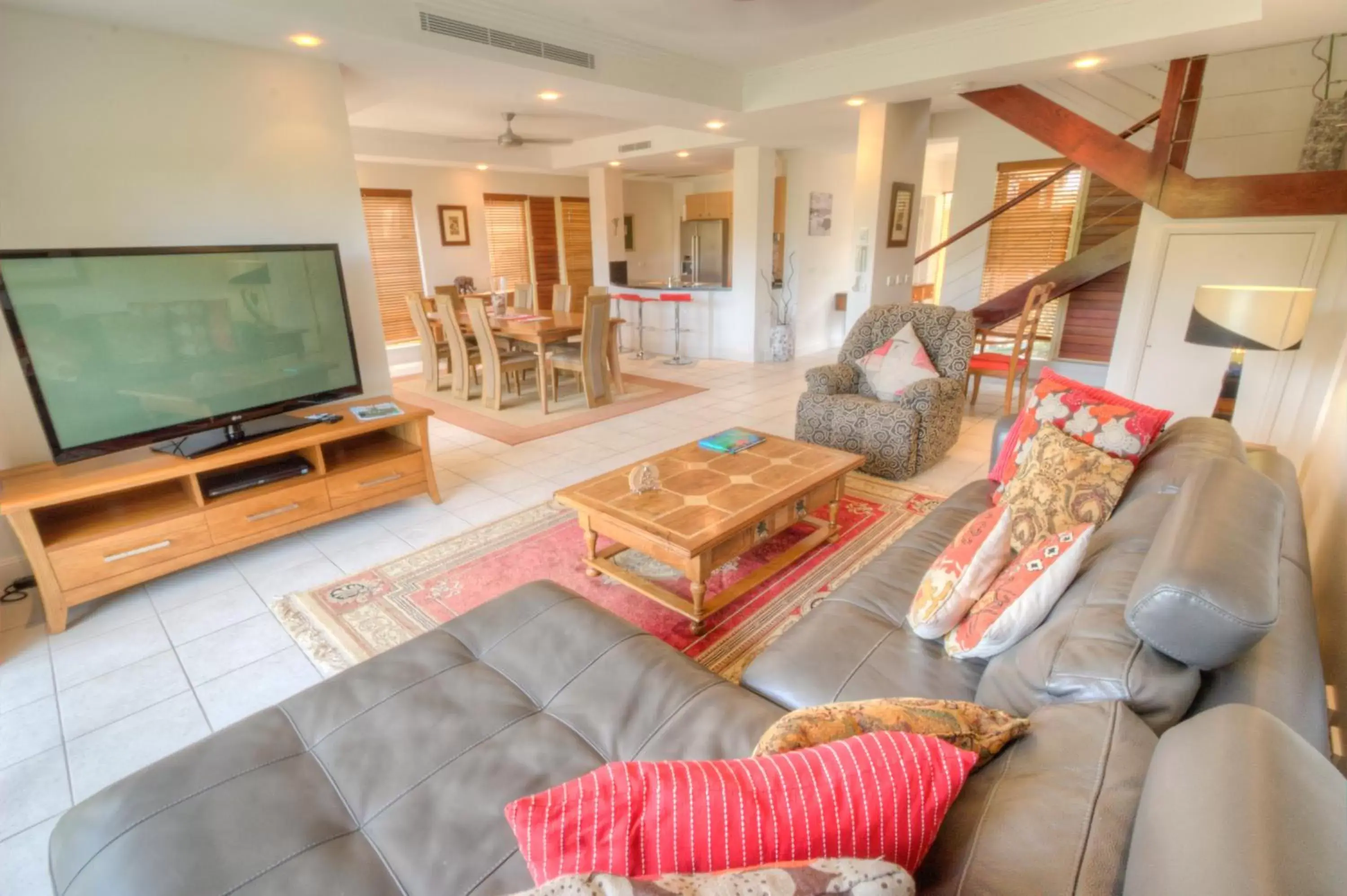 Living room, Seating Area in Paradise Links Resort Port Douglas