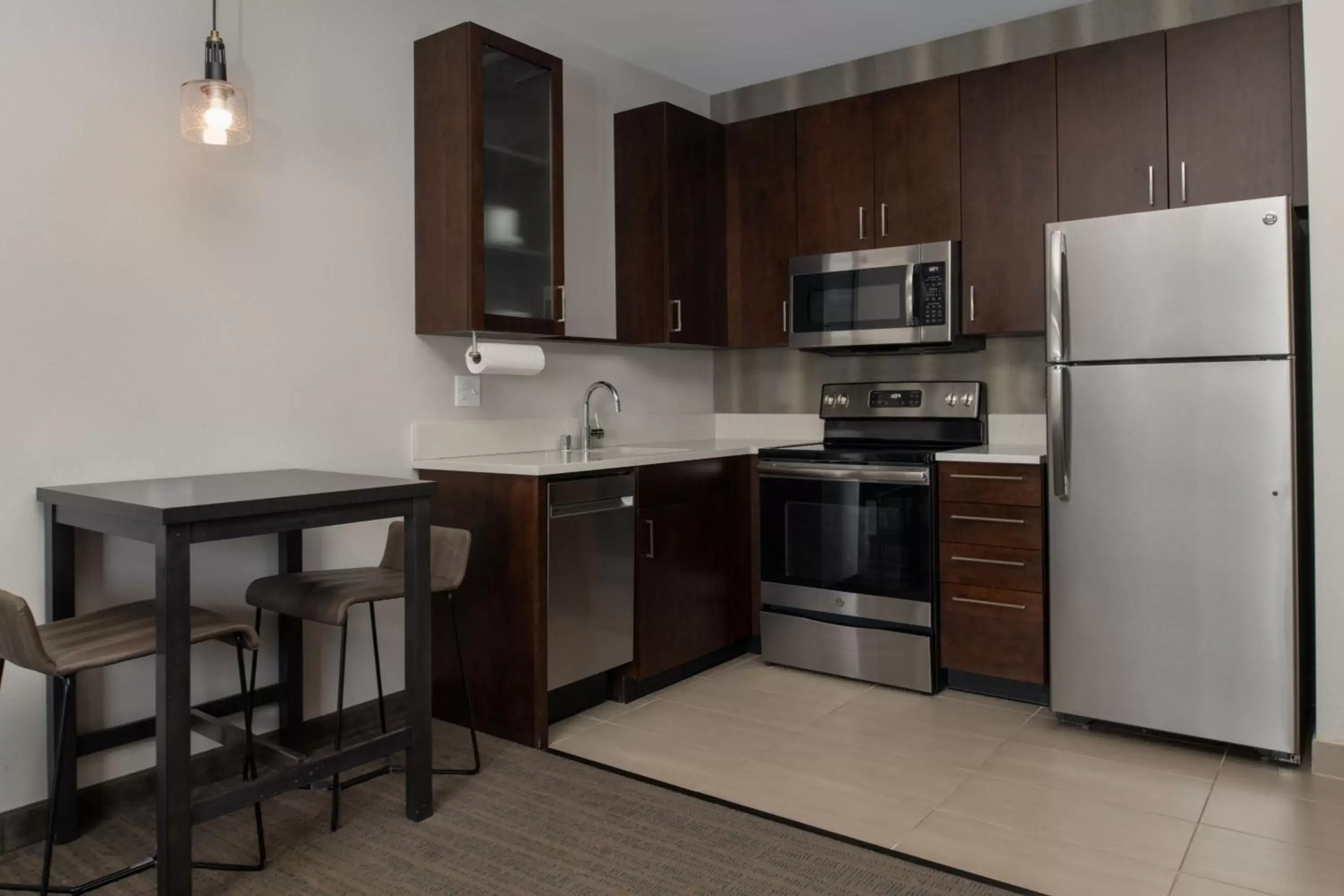 Kitchen or kitchenette, Kitchen/Kitchenette in Residence Inn by Marriott Portland Vancouver