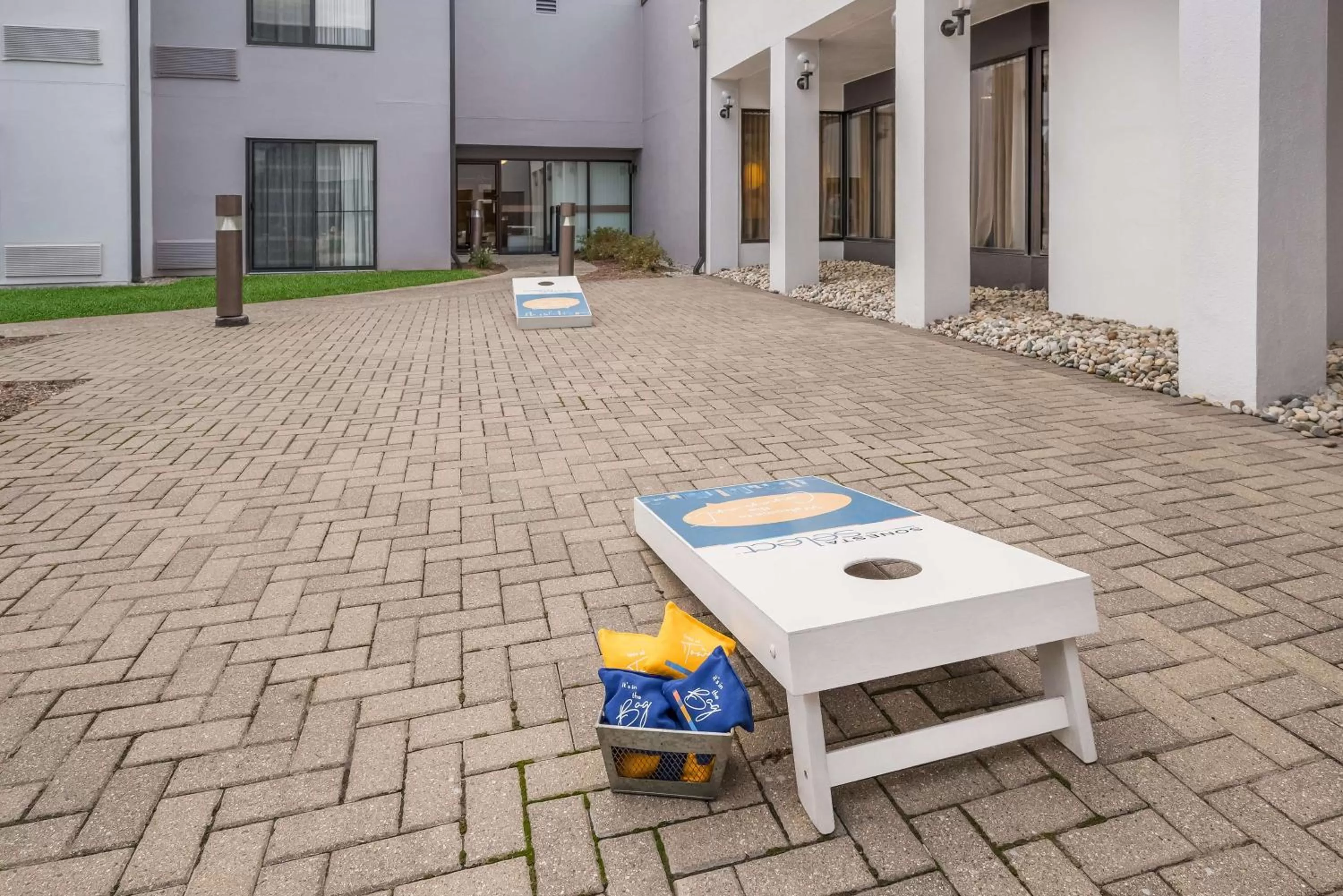 Sports in Sonesta Select Detroit Auburn Hills