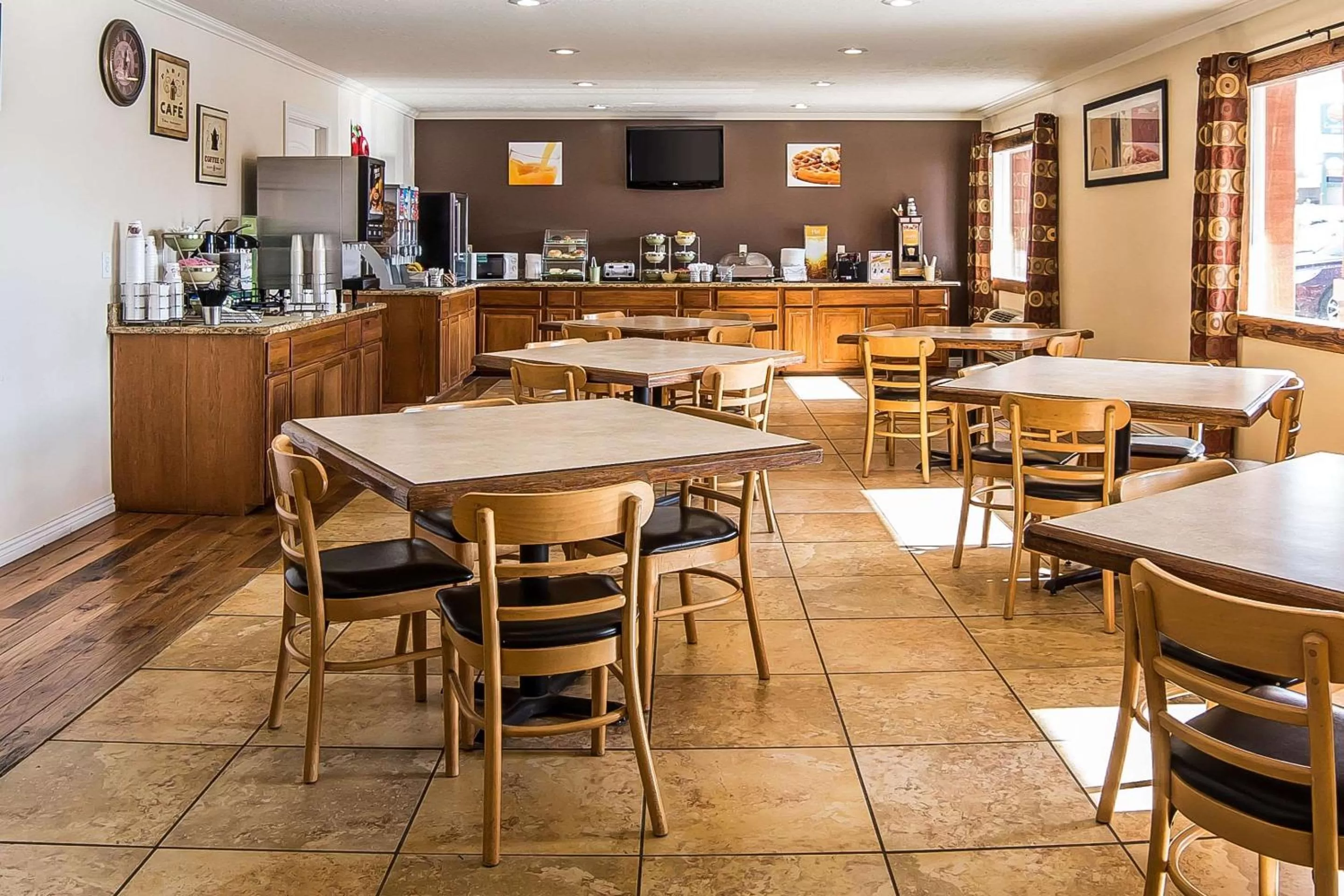 Restaurant/places to eat in Quality Inn Evanston near Wyoming Downs