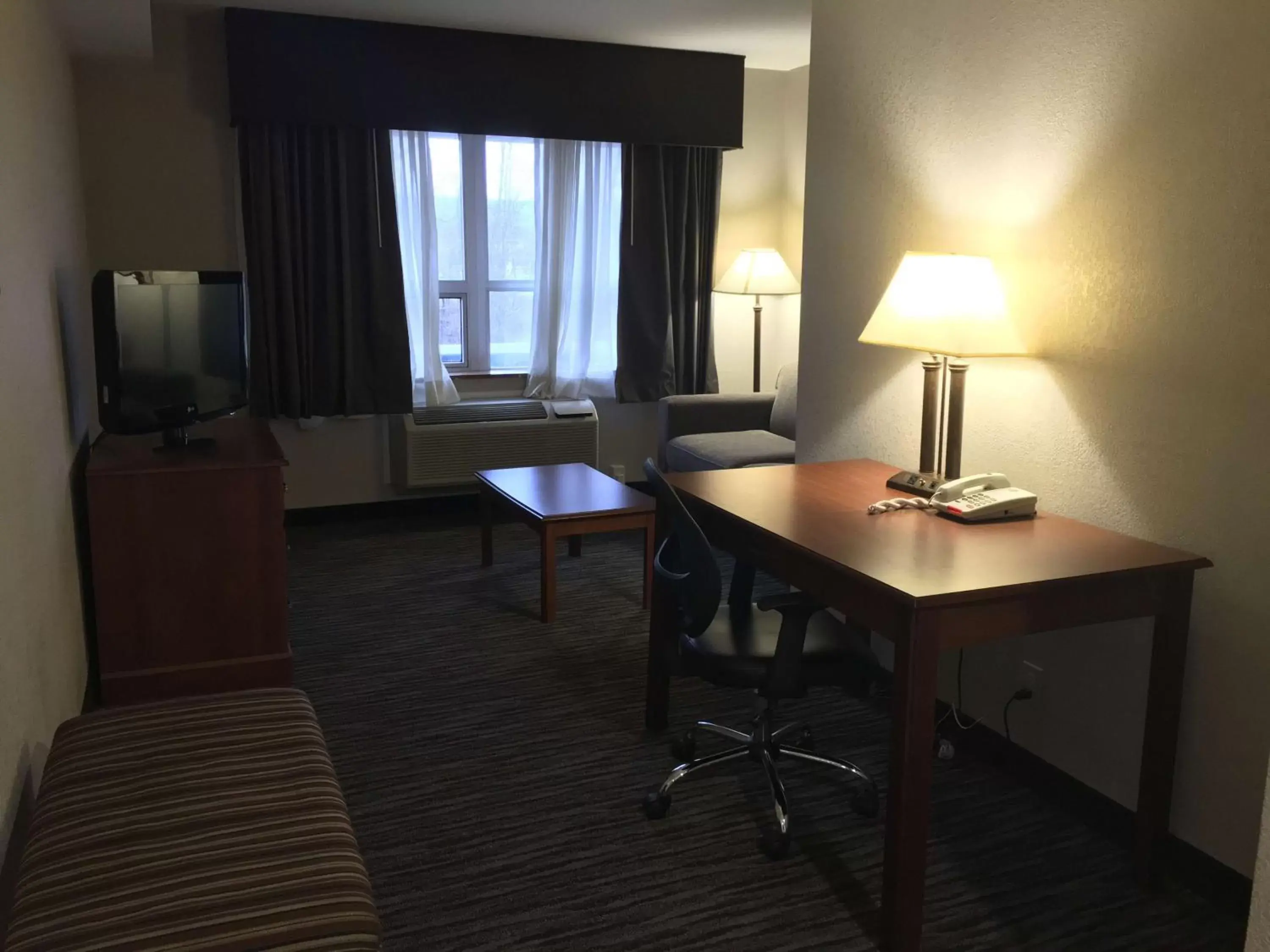 Photo of the whole room in Best Western Gateway Adirondack Inn Photo of the whole room in Best Western Gateway Adirondack Inn