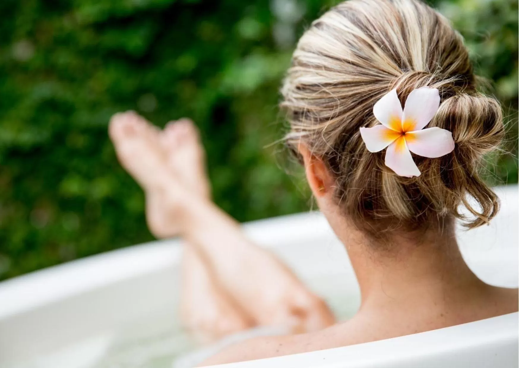 Hot Tub in Relais Limonaia - Suites & Garden SPA