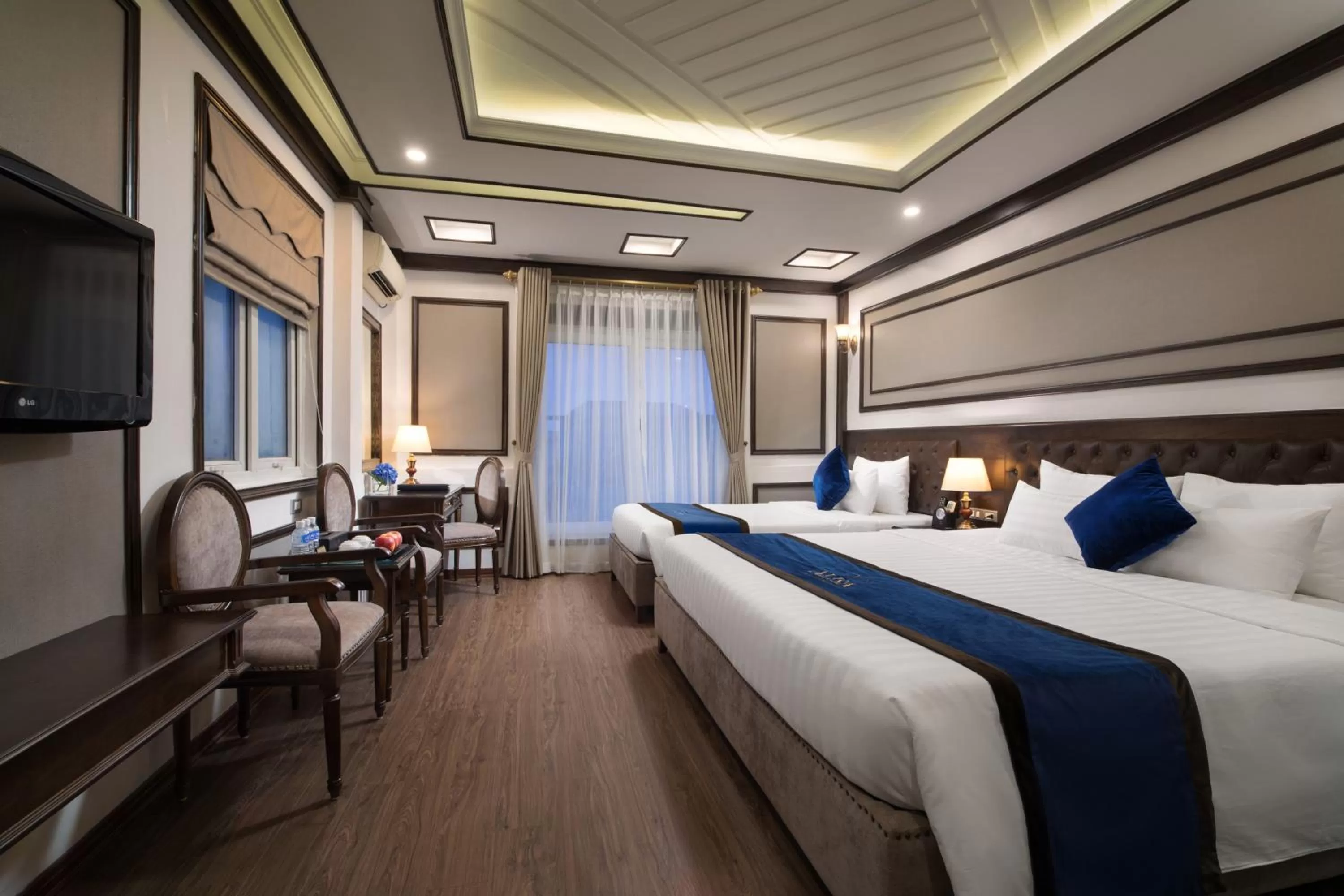 Balcony/Terrace, Bed in Alisa Hotel & Spa