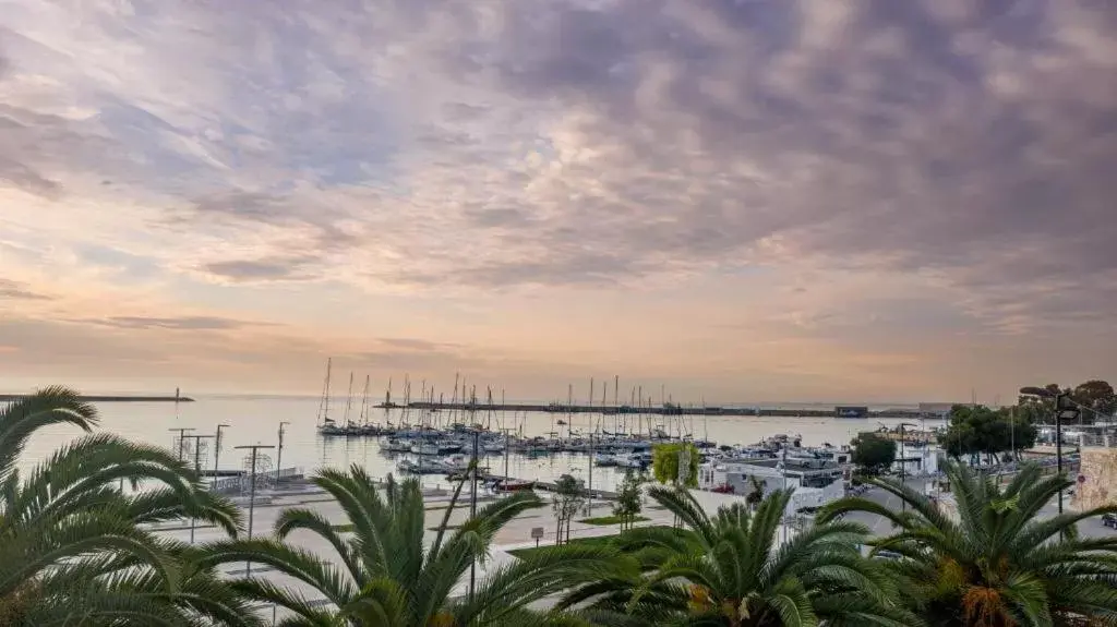 Sea view in Casa d'Angio' B&B