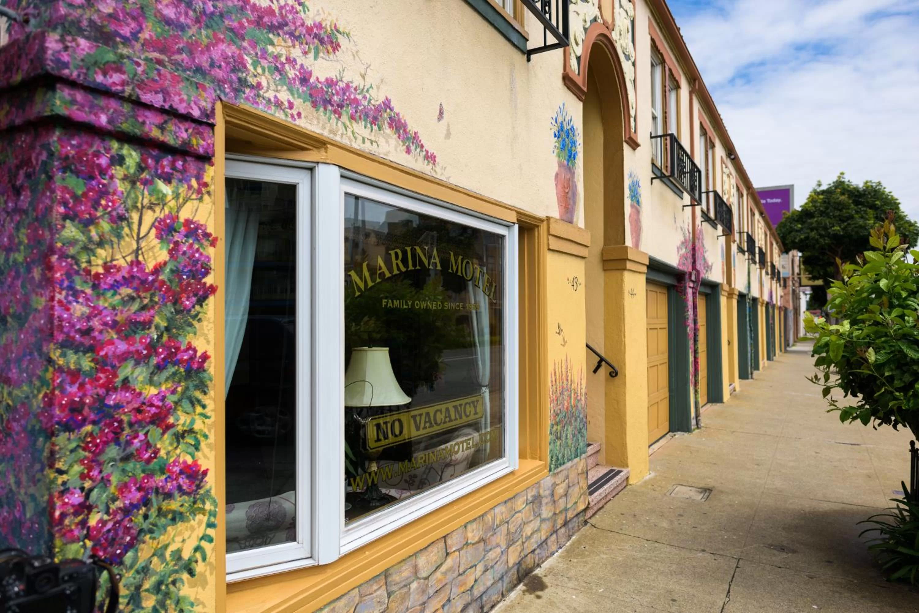 Facade/entrance in Marina Motel