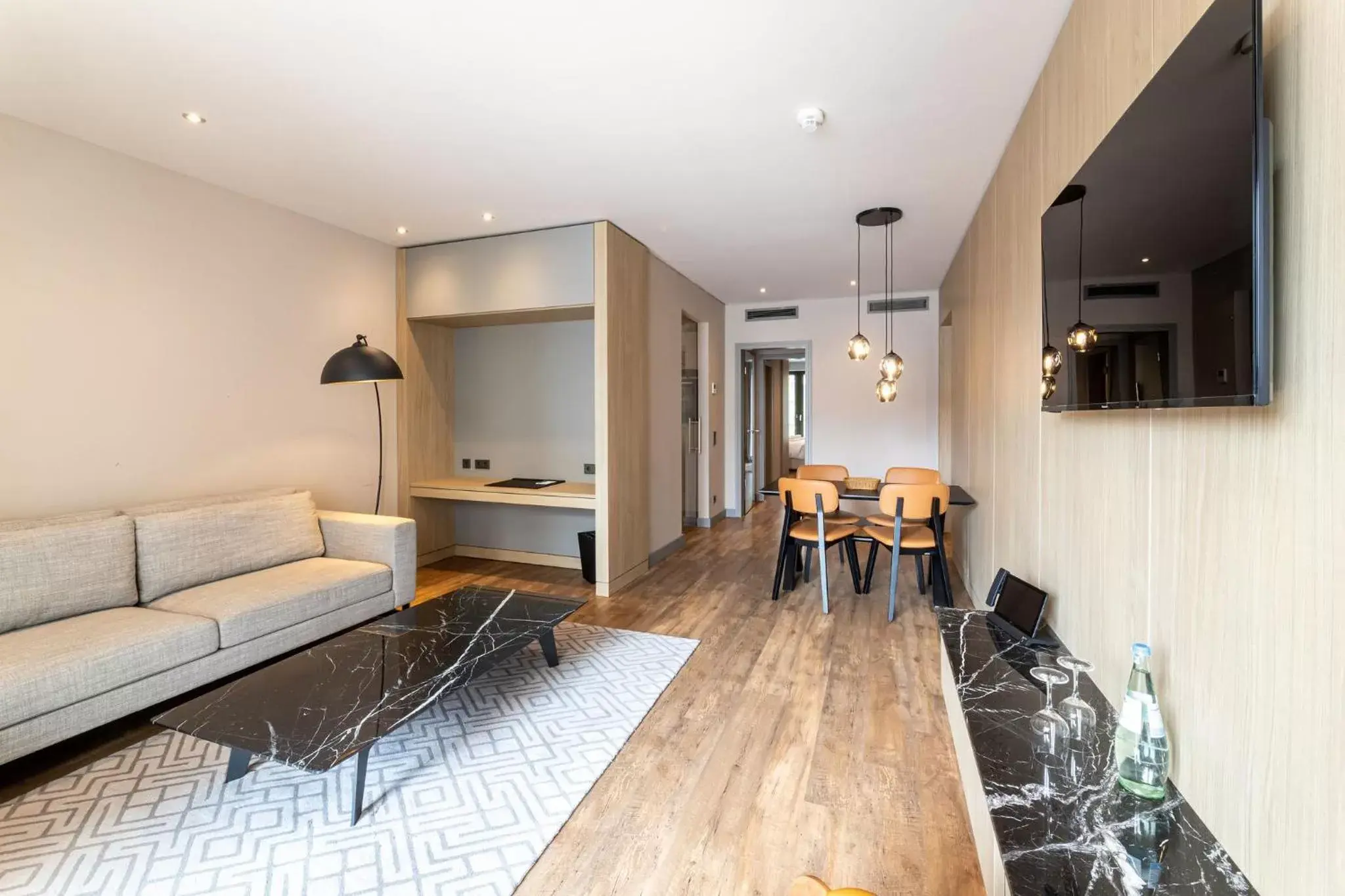 Living room in Fourty Three Luxury Serviced Apartments Living room in Fourty Three Luxury Serviced Apartments