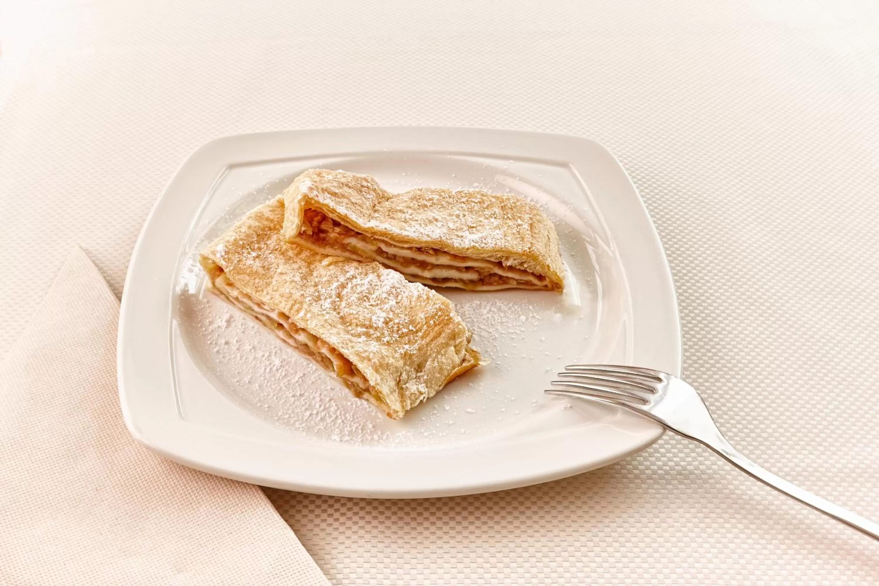 Breakfast in Hotel Mrak