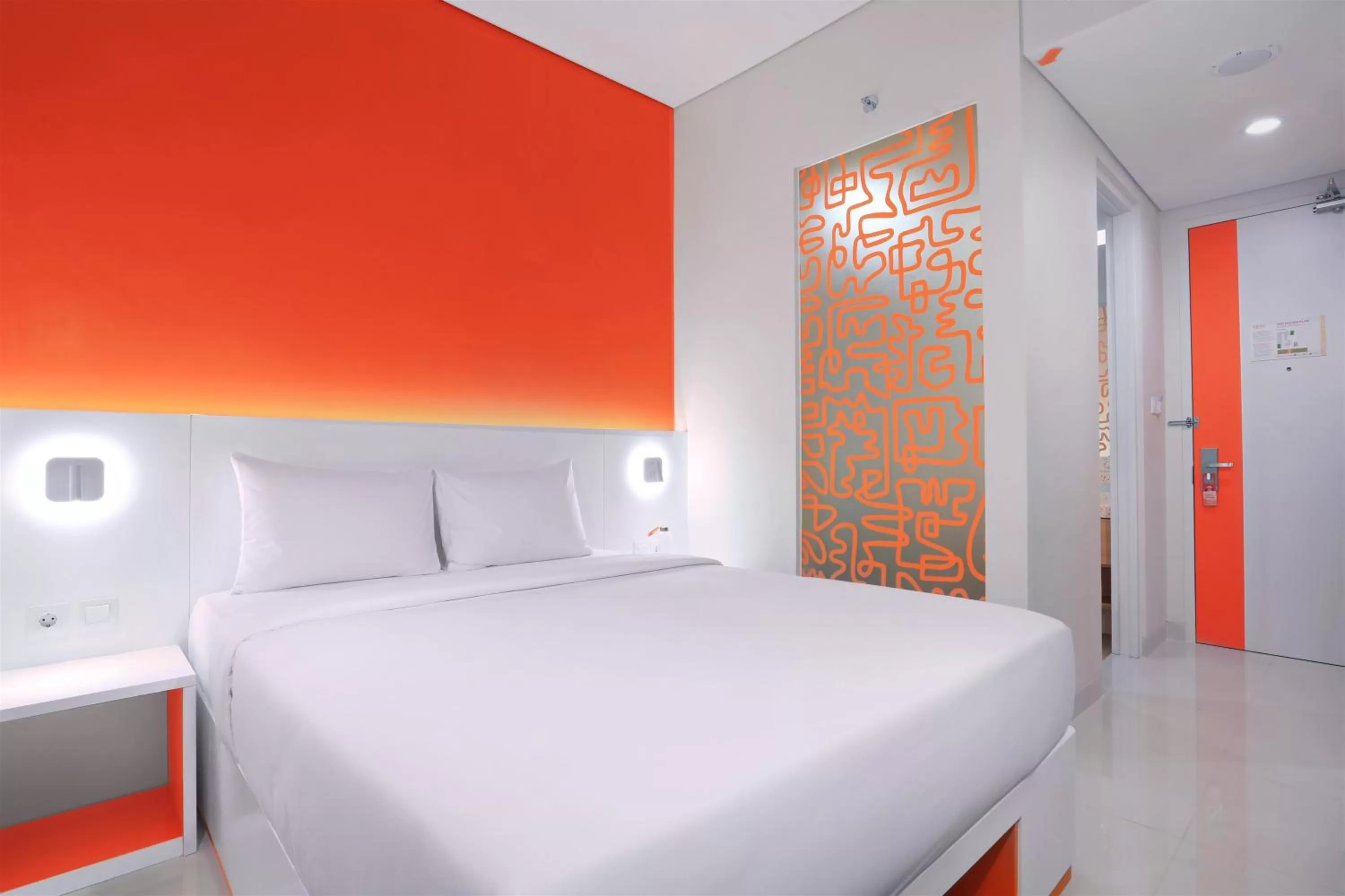 Photo of the whole room, Bed in Starlet Hotel BSD City