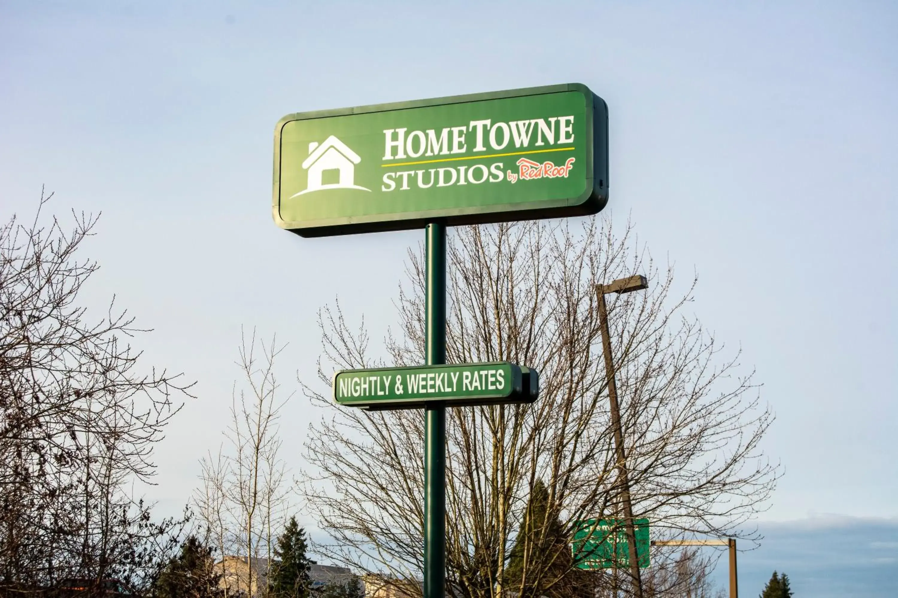 Property building in HomeTowne Studios by Red Roof Salem, OR