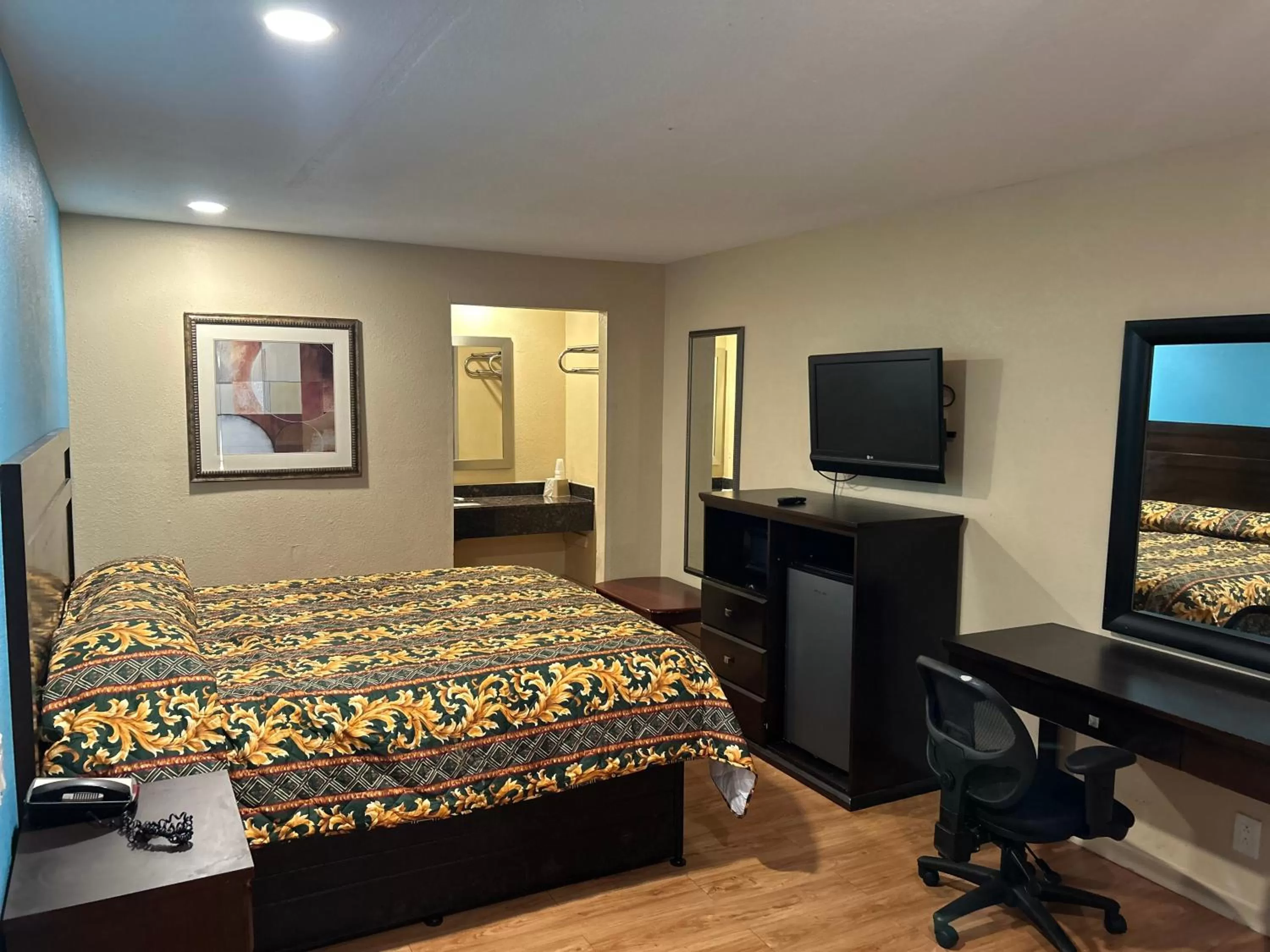 Bedroom in Blue Star inn