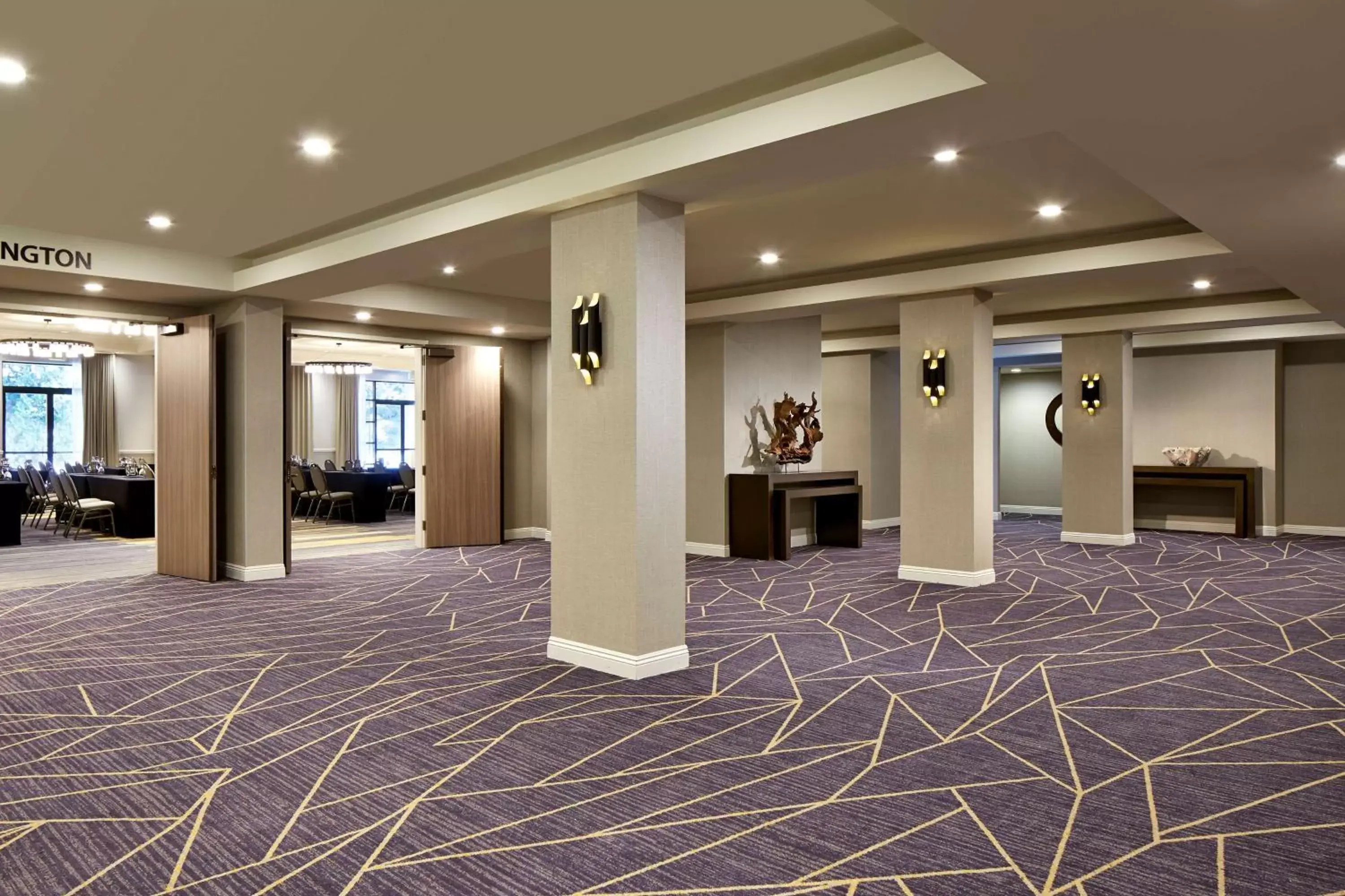 Meeting/conference room, Lobby/Reception in Hilton San Diego Mission Valley