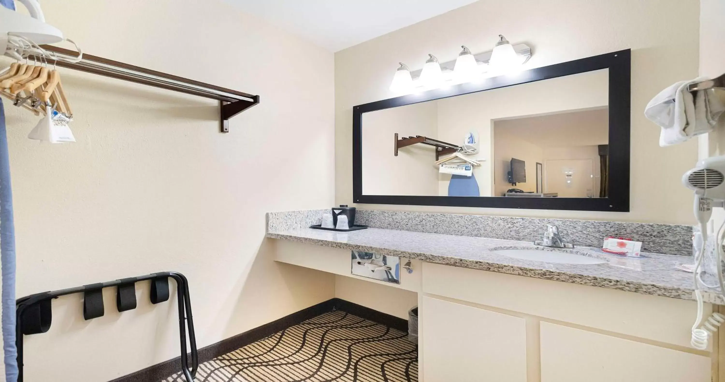 Bathroom in SureStay Plus Hotel by Best Western Sacramento North