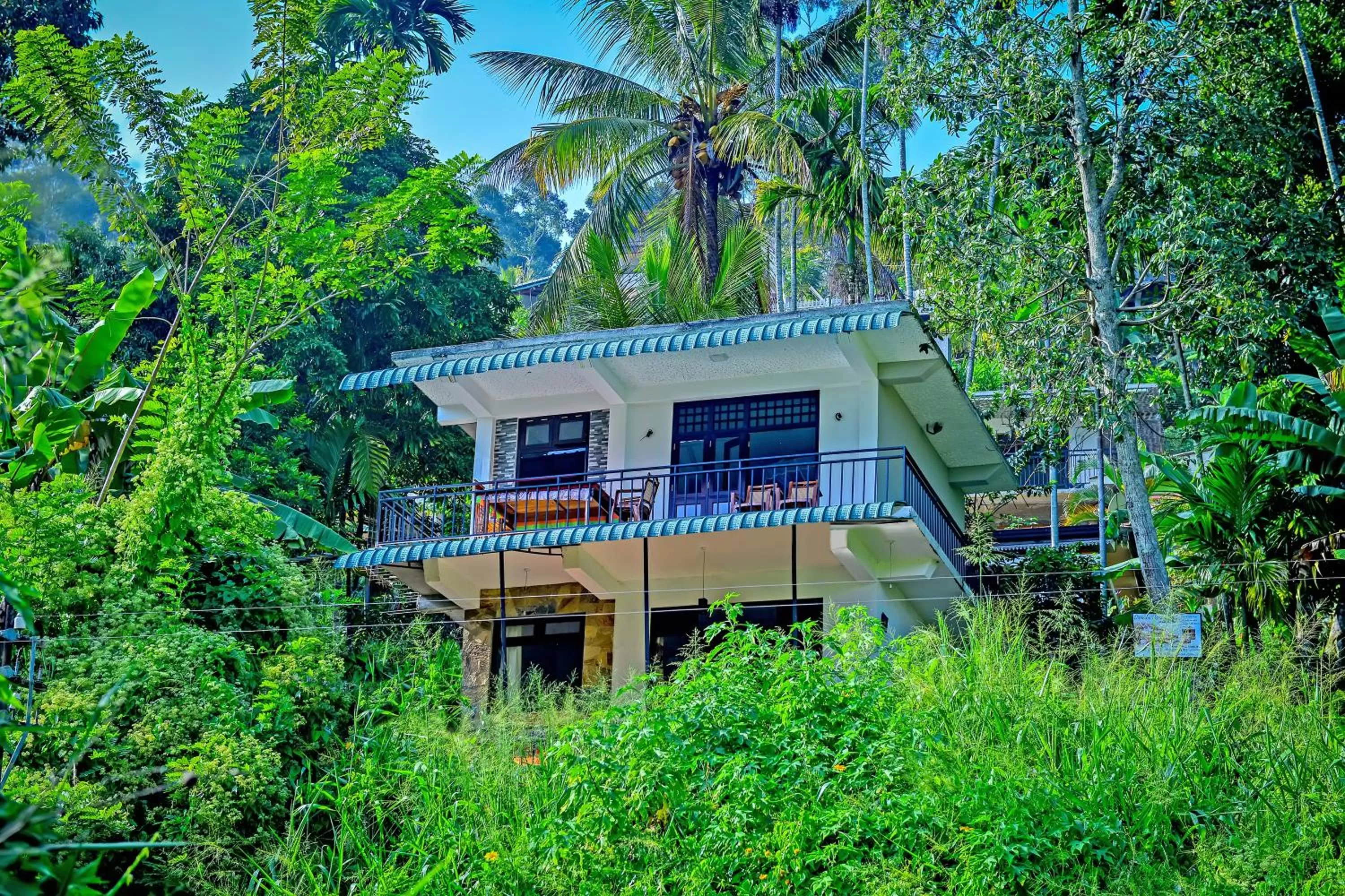 Property building in Dimuthu Home Stay