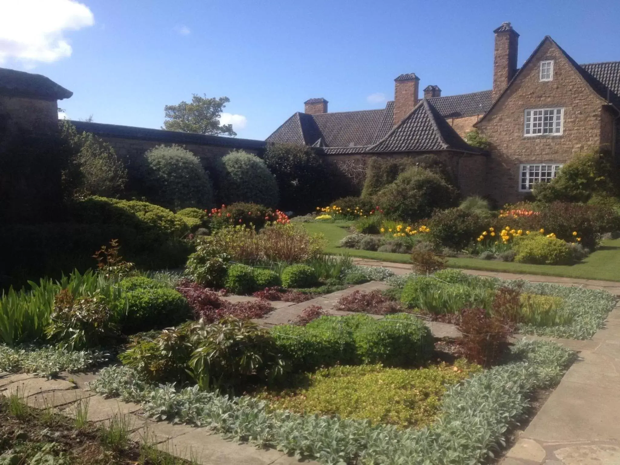 Facade/entrance in Greywalls Hotel & Chez Roux Facade/entrance in Greywalls Hotel & Chez Roux