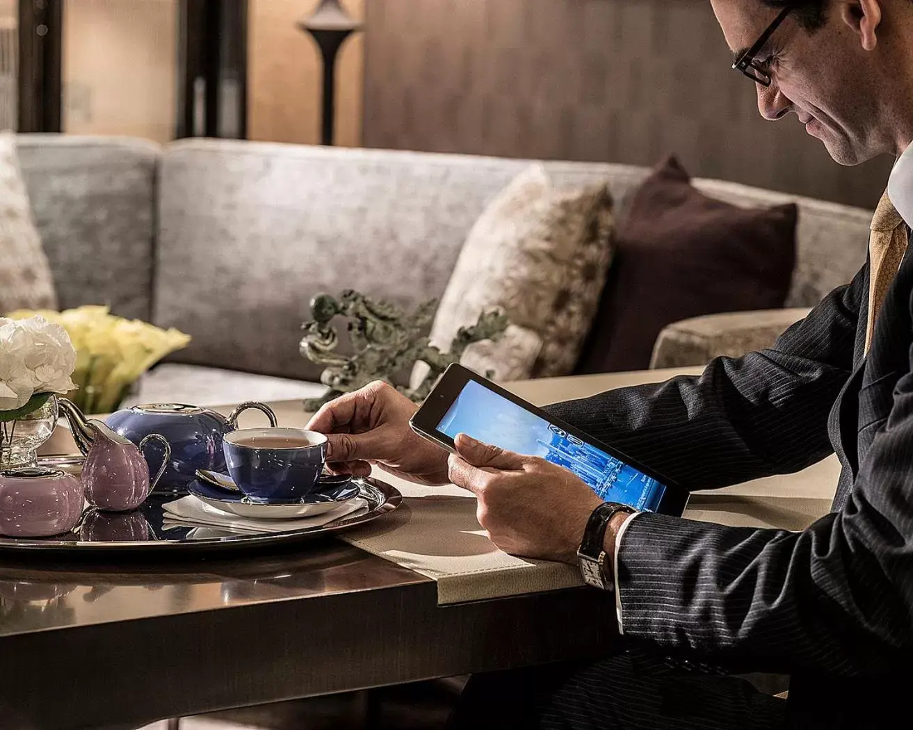 Living room in Four Seasons Hotel Shenzhen Living room in Four Seasons Hotel Shenzhen