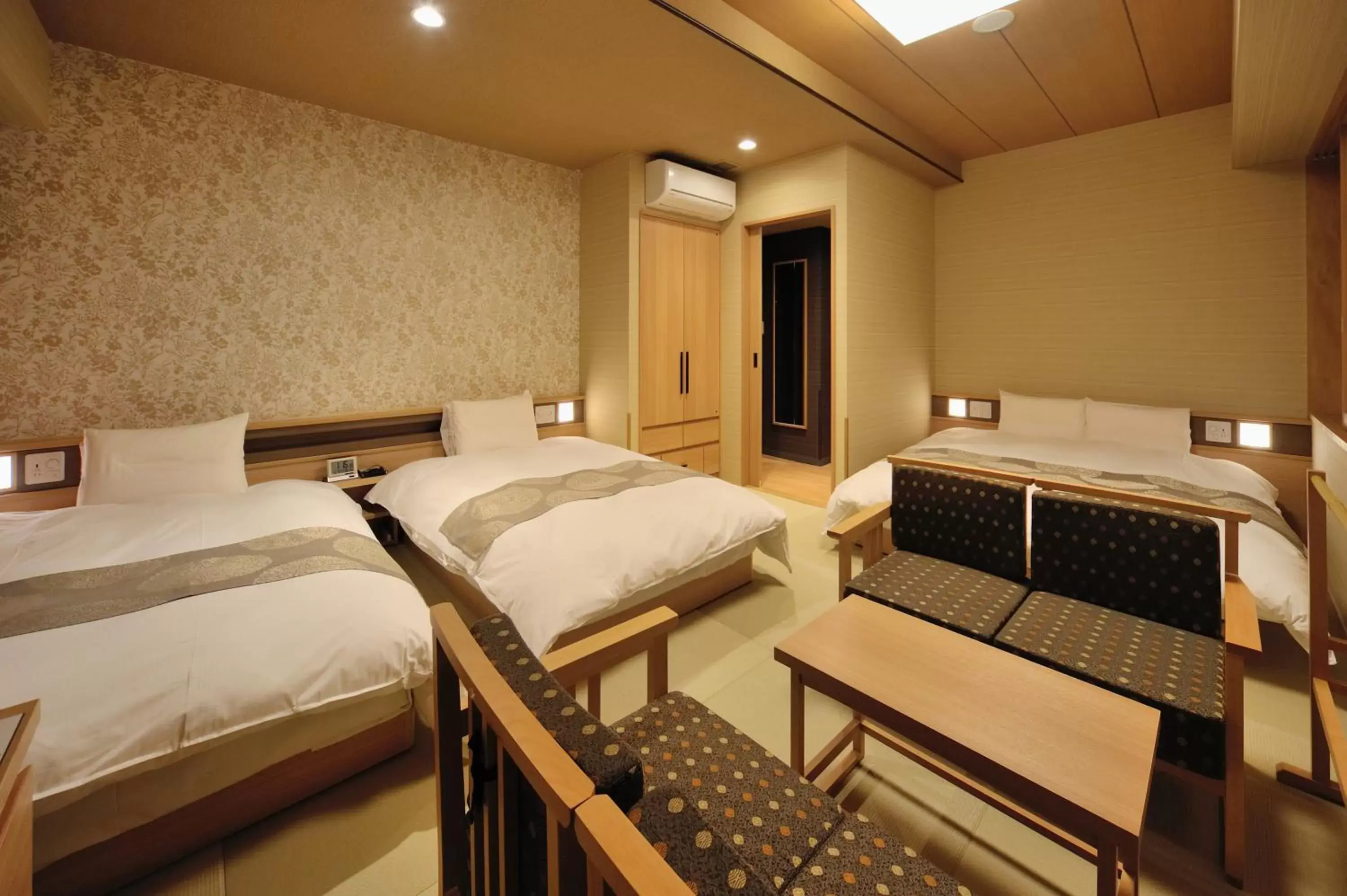 Photo of the whole room, Bed in Onyado Nono Toyama Natural Hot Spring