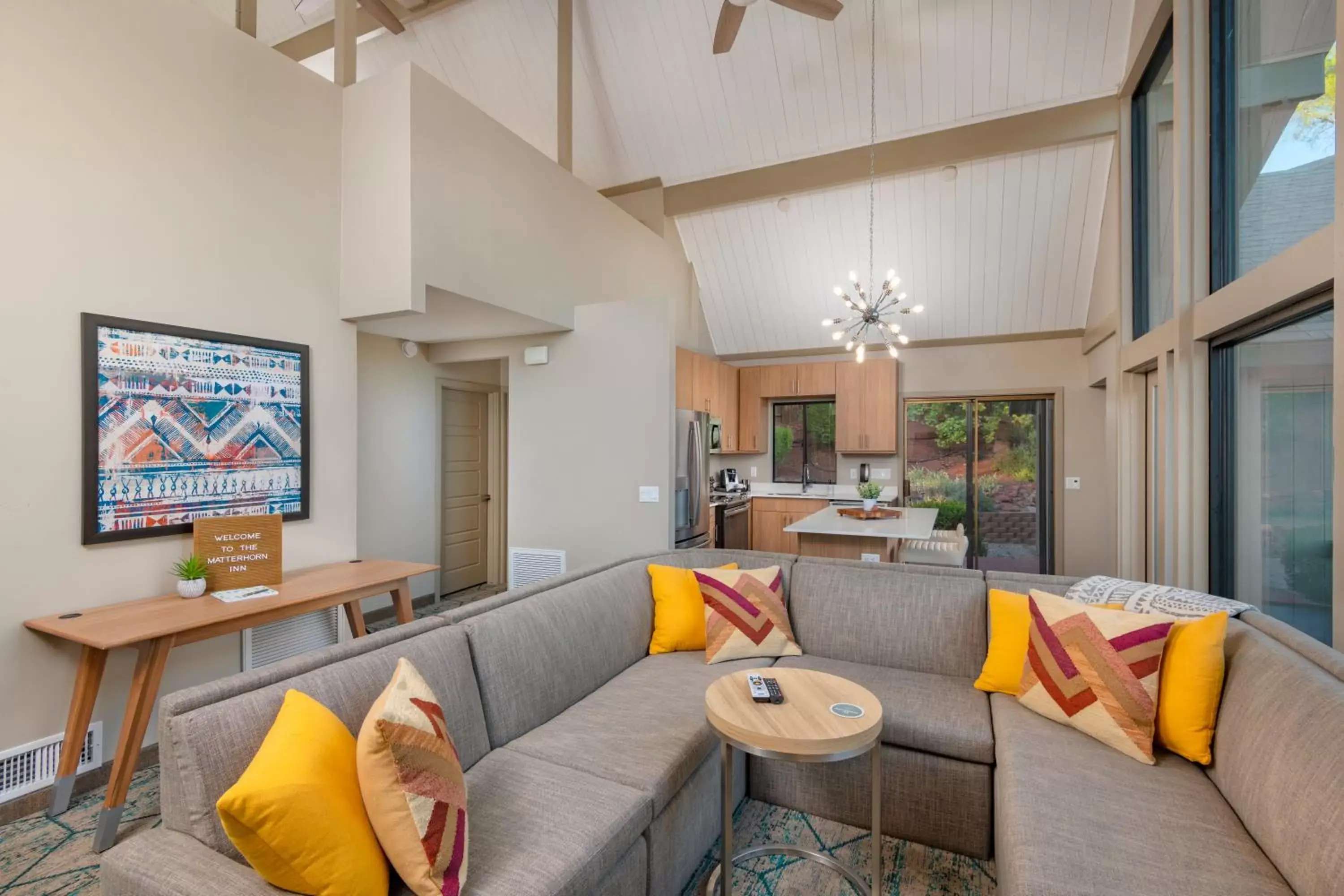 Living room, Seating Area in Matterhorn Inn