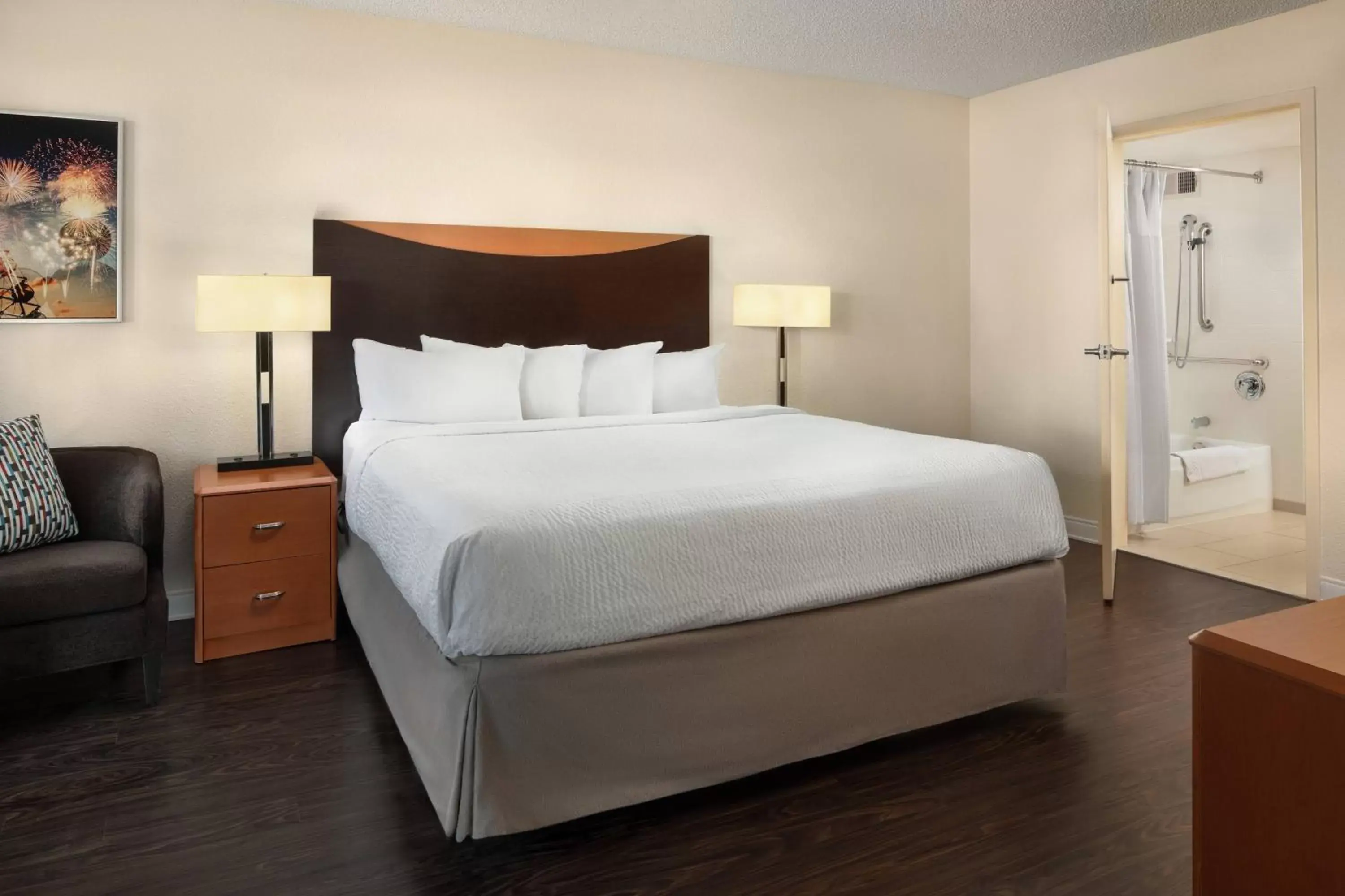 Photo of the whole room, Bed in Fairfield by Marriott Anaheim Resort