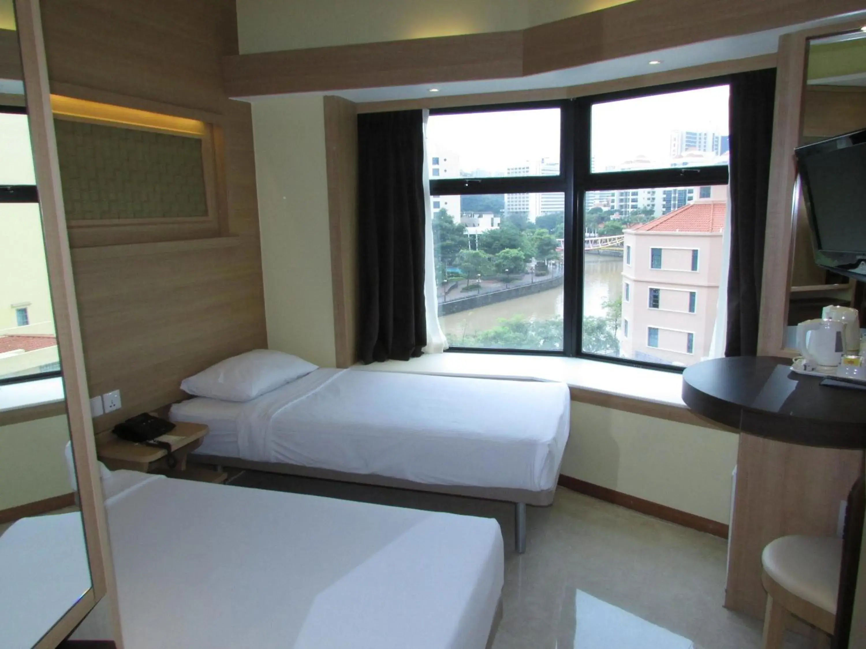 View (from property/room), Bed in Robertson Quay Hotel View (from property/room), Bed in Robertson Quay Hotel