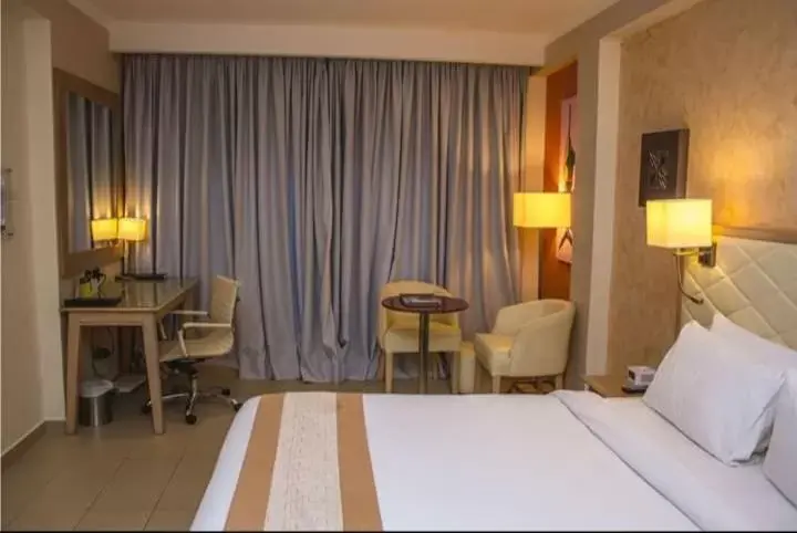 Bed in Best Western Plus Serene Atlantic Hotel Bed in Best Western Plus Serene Atlantic Hotel