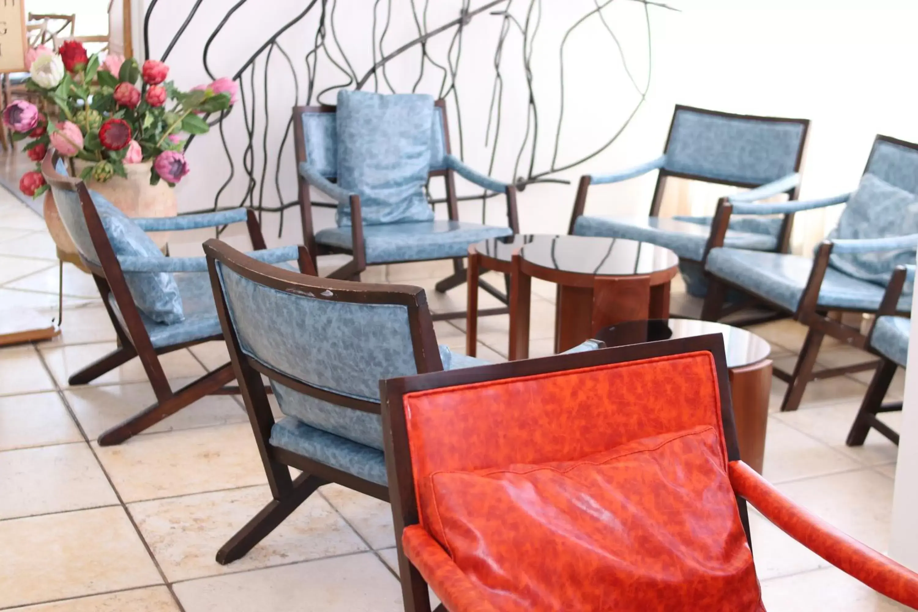 Seating Area in Inbar Hotel