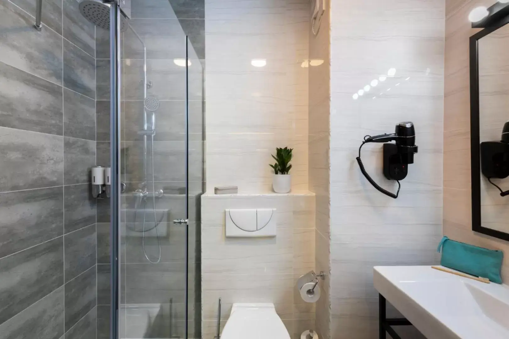 Bathroom in Bayview Hotel by ST Hotels