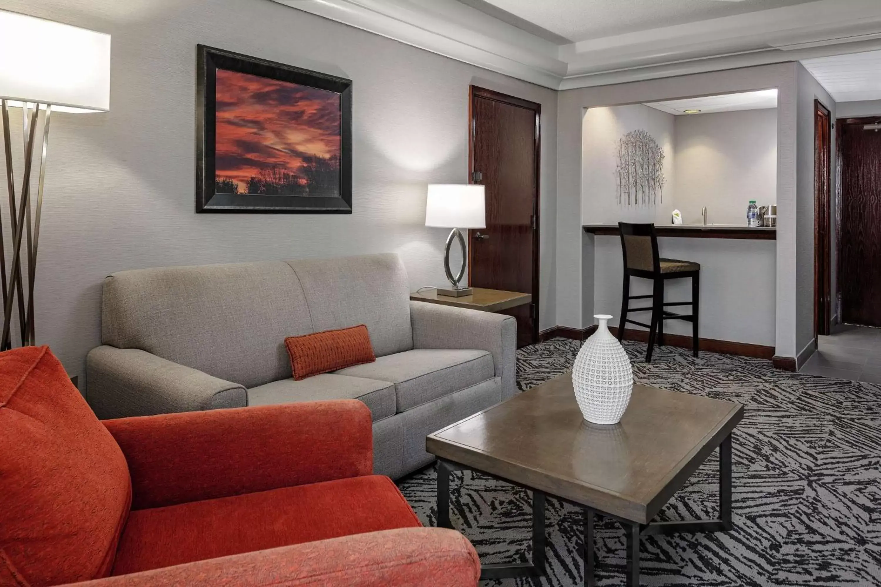 Presidential Suite in DoubleTree by Hilton Hotel & Executive Meeting Center Omaha-Downtown