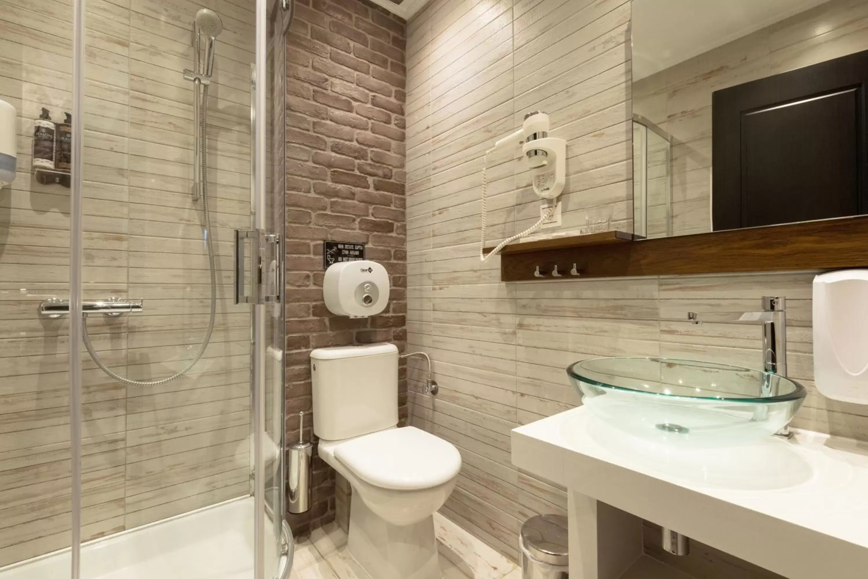 Shower, Bathroom in Tsikeli Boutique Hotel Meteora - Adults Friendly