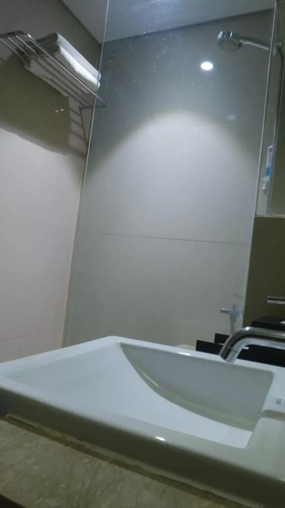 Bathroom in Clove Hotel Bandung
