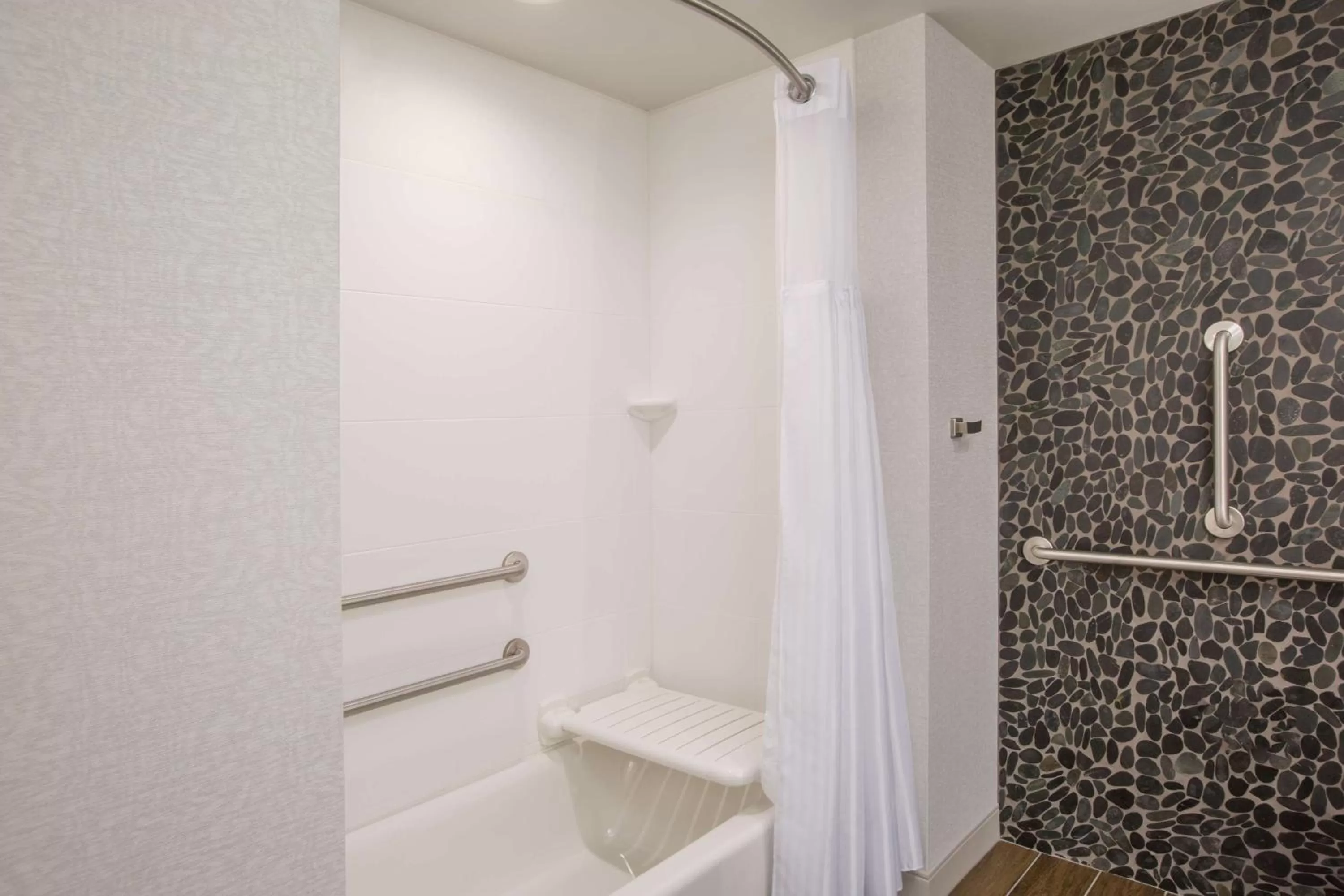 Queen Room with Two Queen Beds - Hearing Accessible in Hilton Garden Inn Olympia, WA