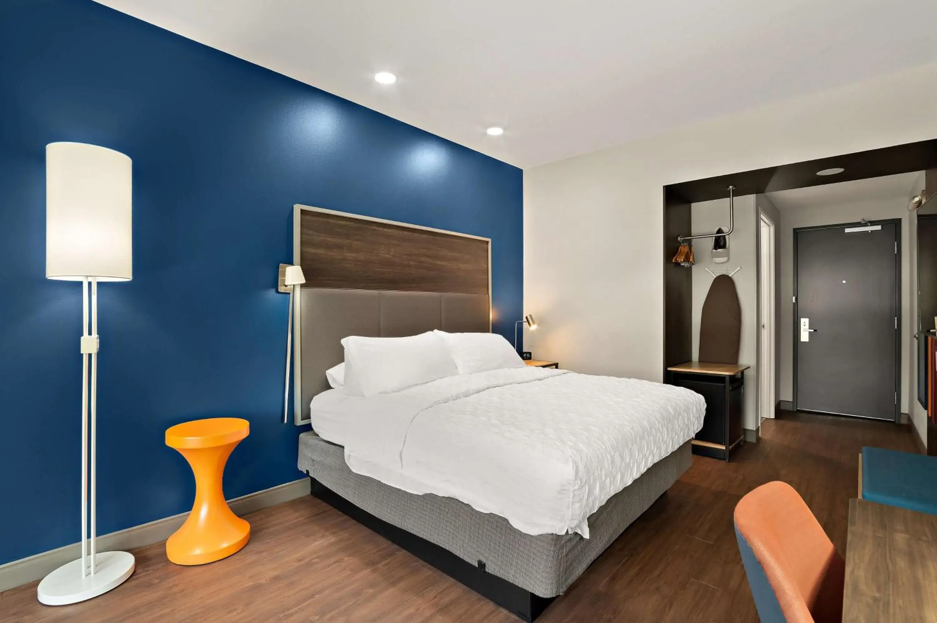 Bed in Tru By Hilton Santee