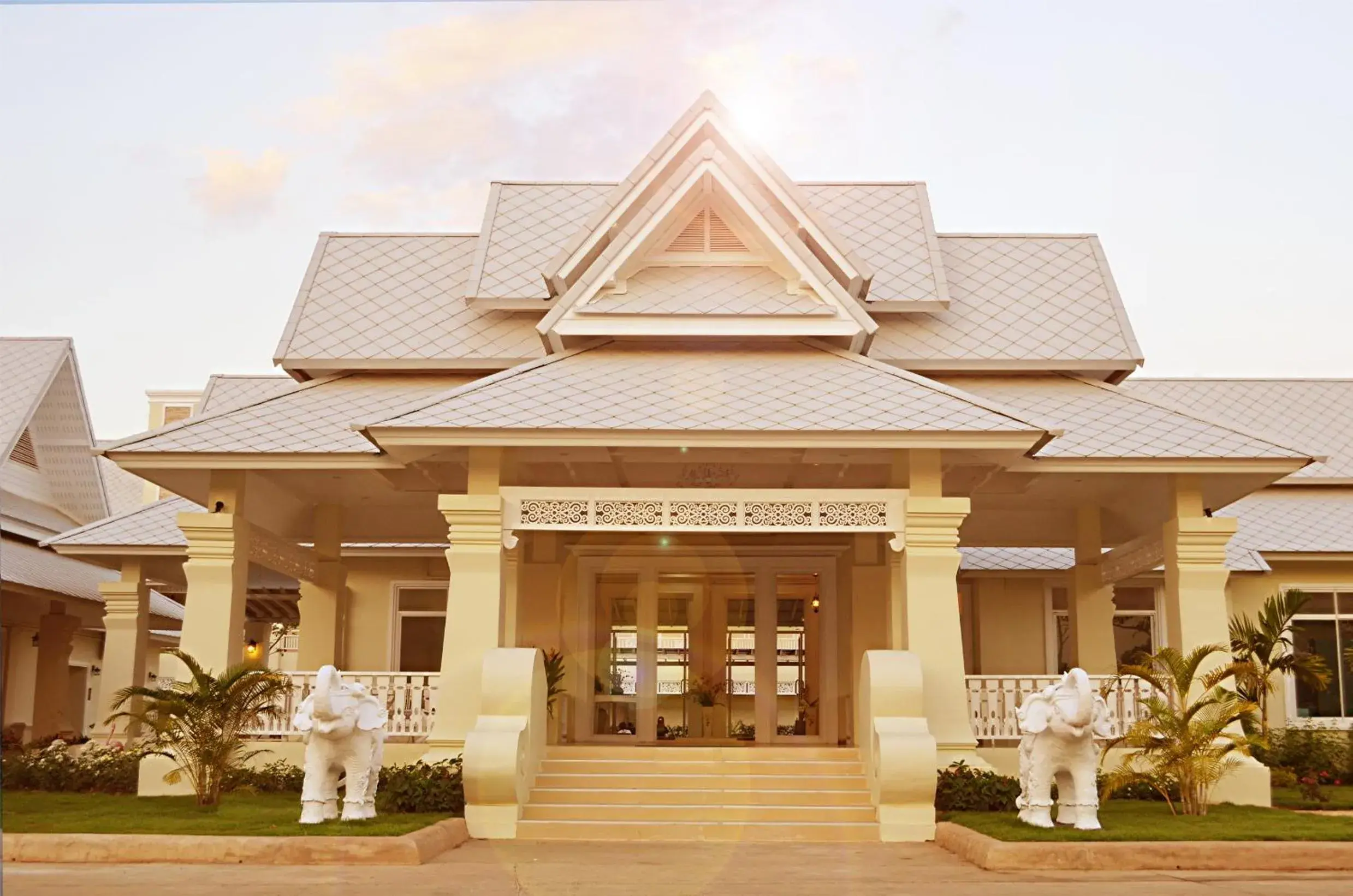 Lobby or reception, Property Building in Nantrungjai Boutique Hotel