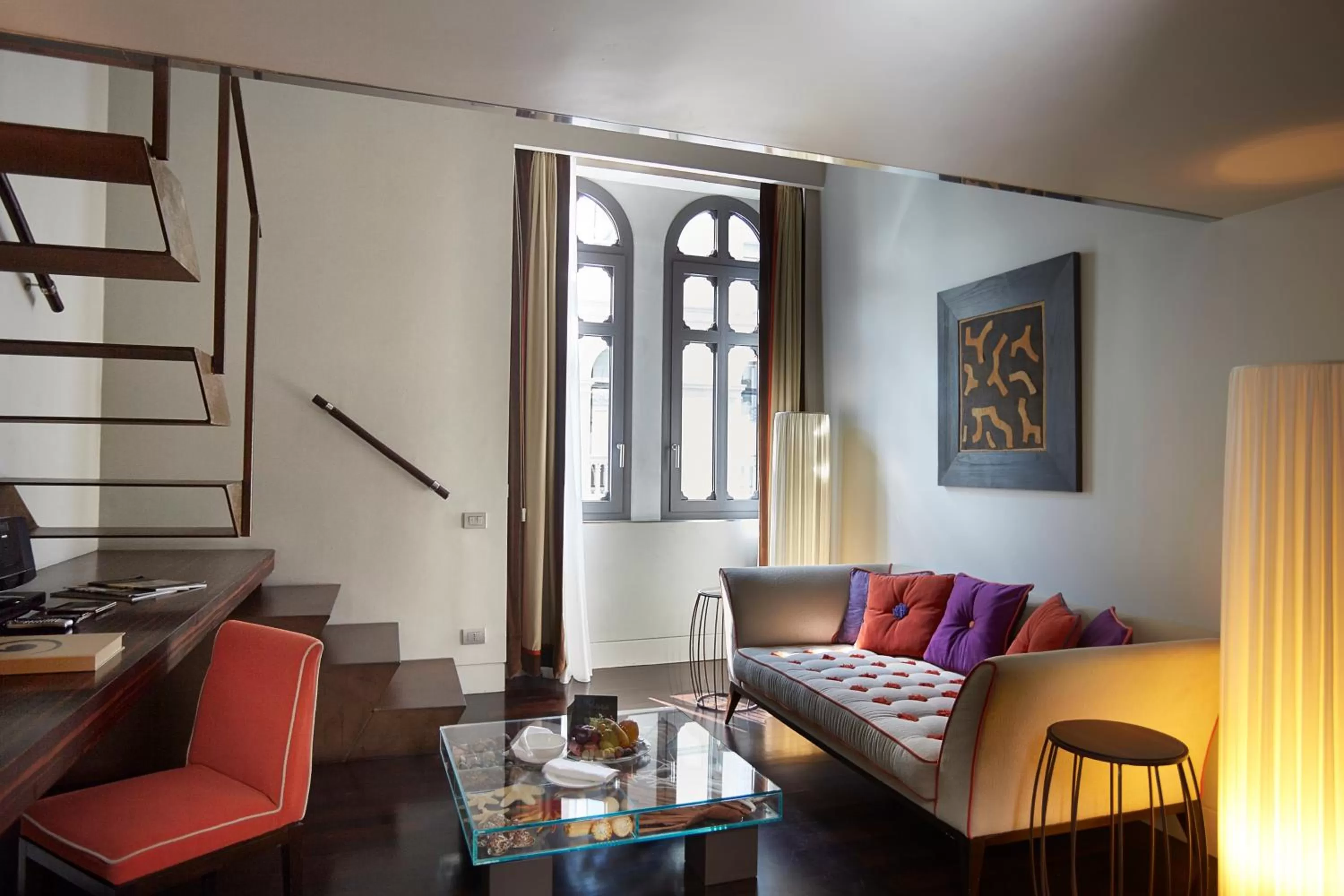 Living room in Sina The Gray