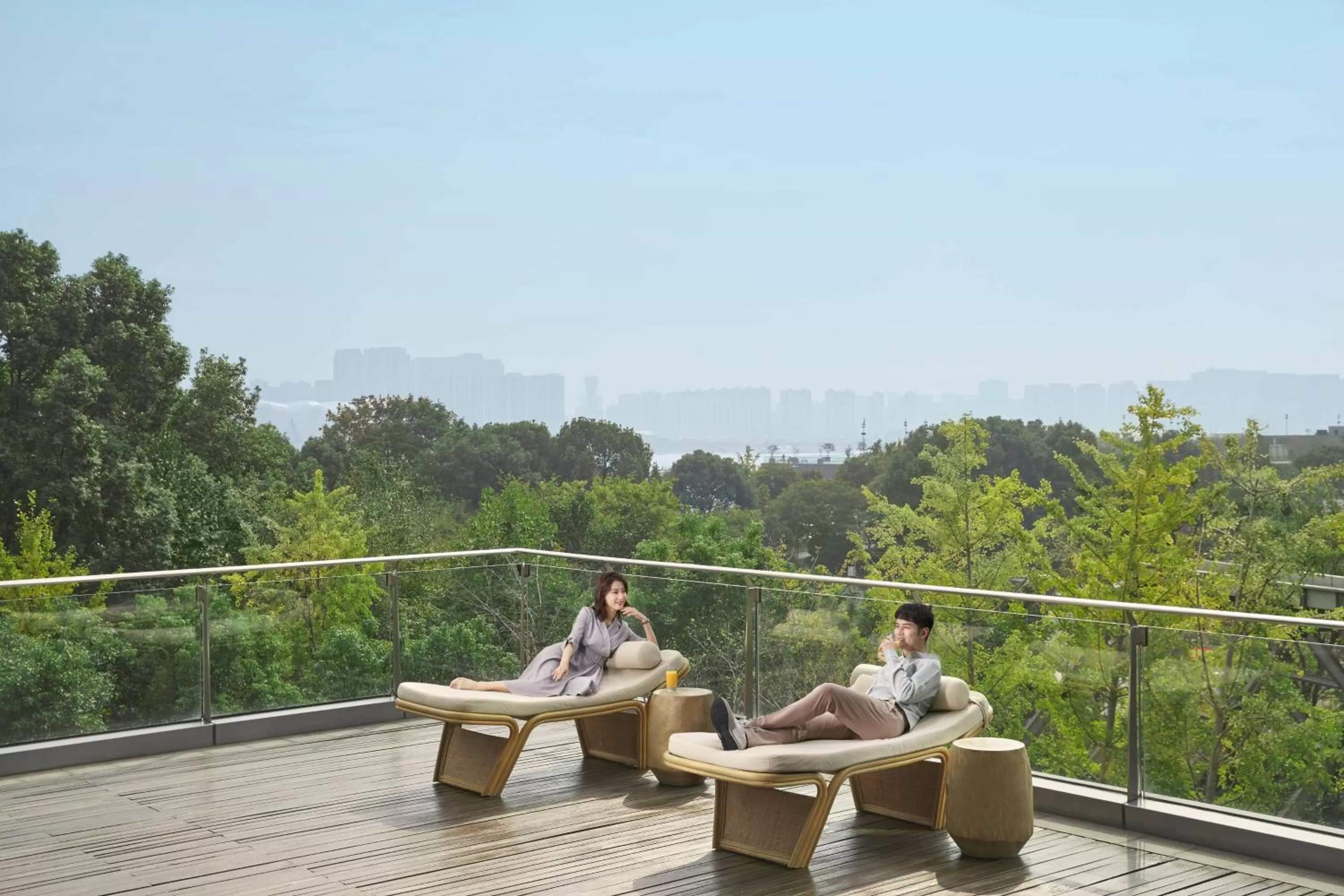 Swimming pool in Hangzhou Marriott Hotel Qianjiang