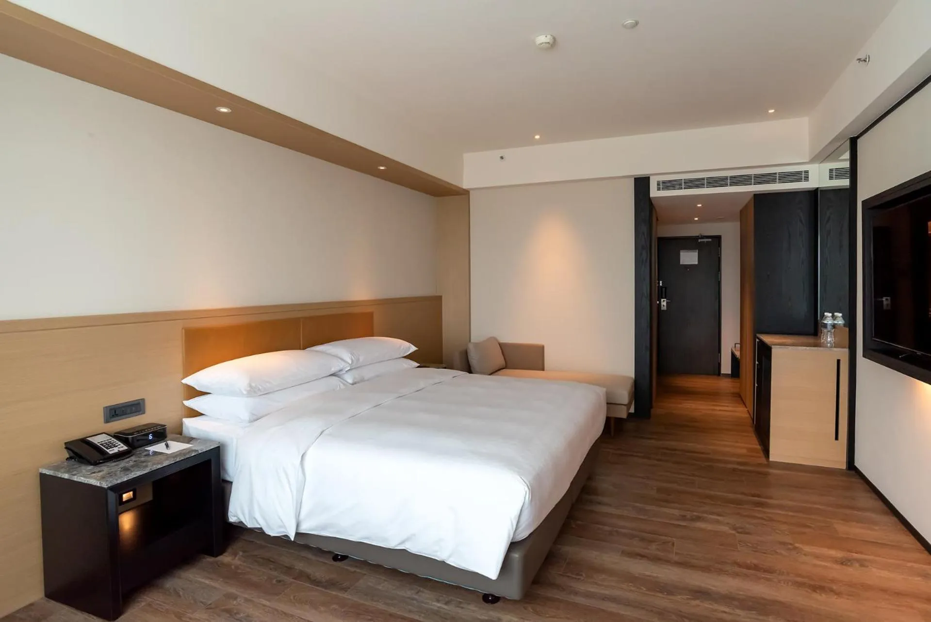 Bed in Sheraton Taoyuan Hotel