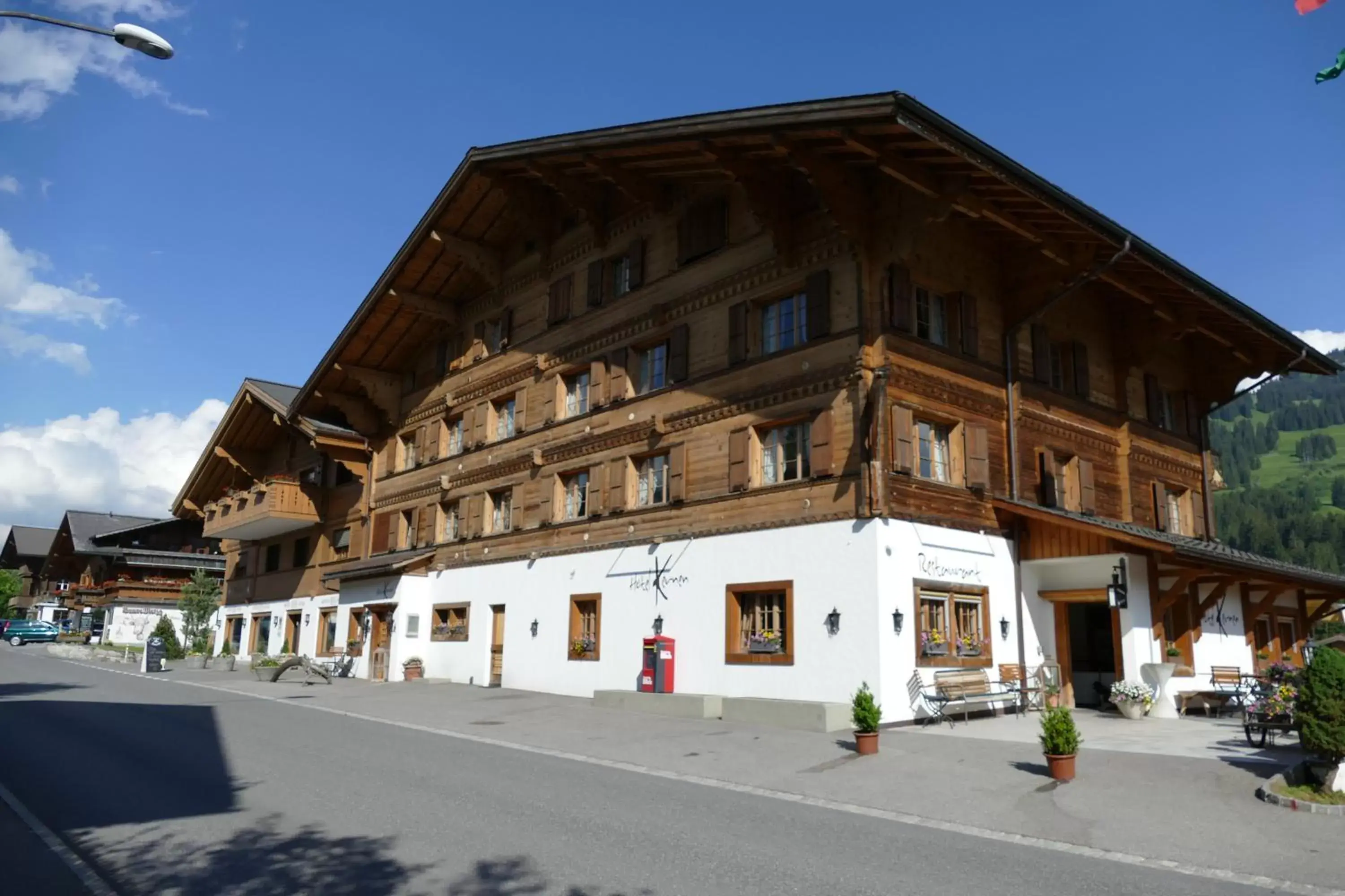 Facade/entrance, Property Building in Hotel Kernen