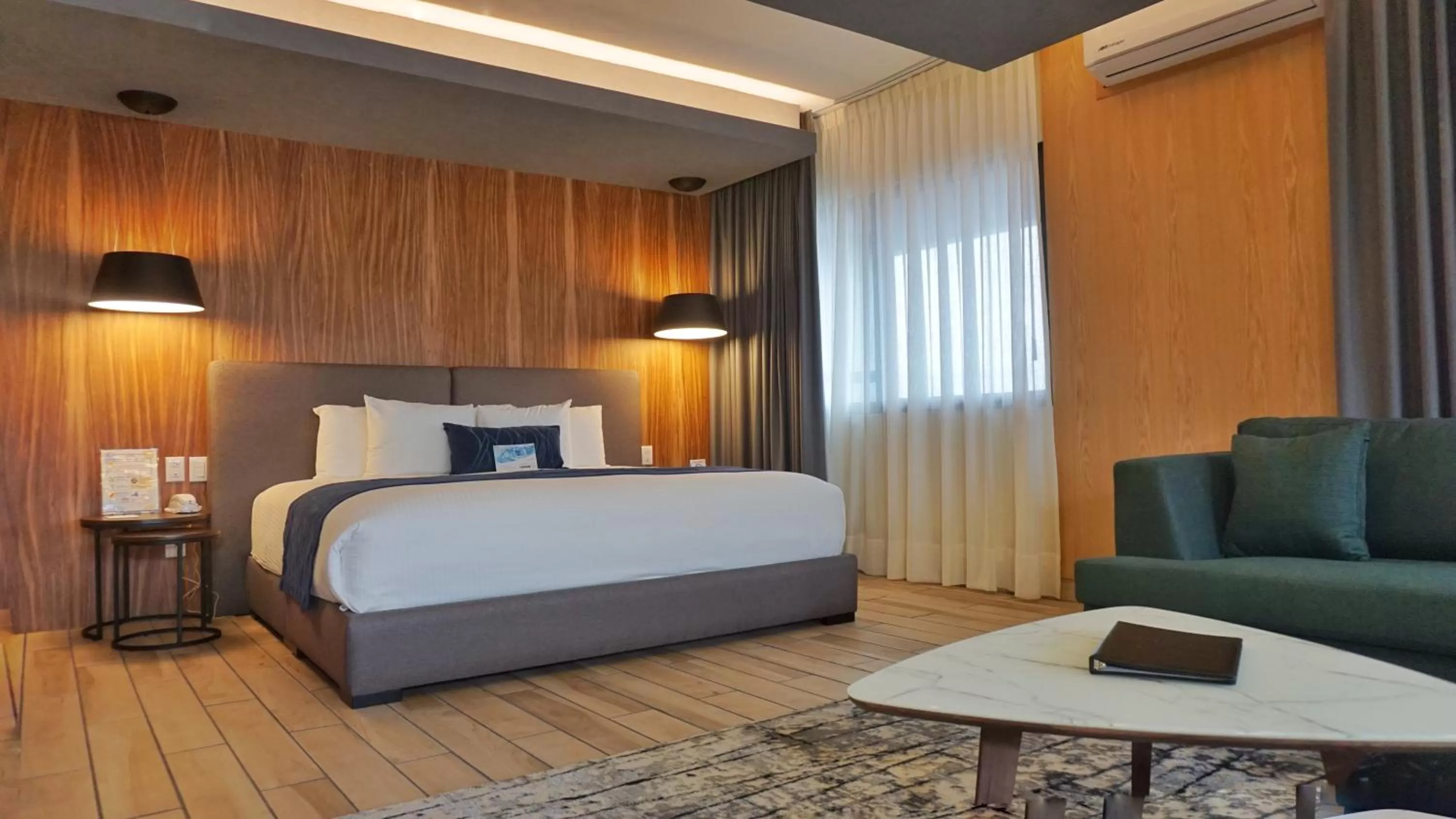 Bed in Comfort Inn Cordoba