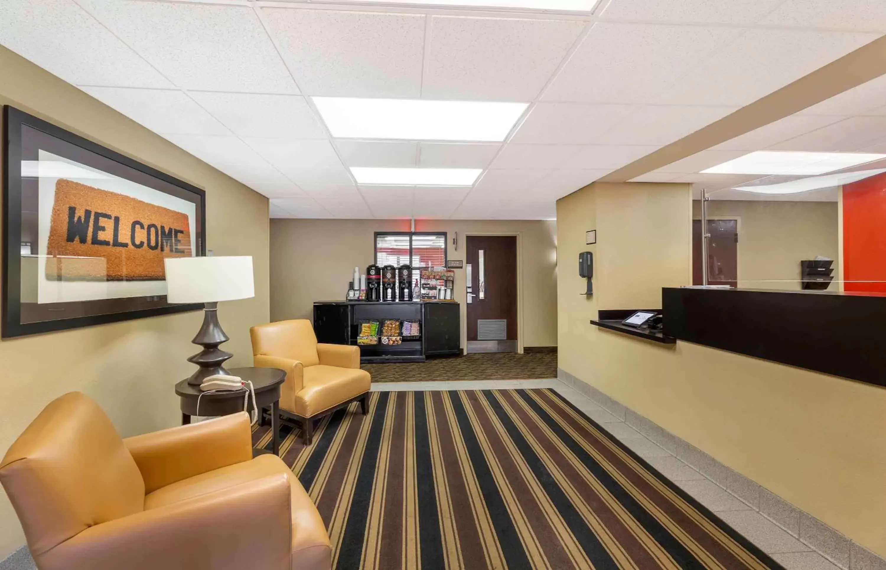Lobby or reception in Extended Stay America Suites - Akron - Copley - East Lobby or reception in Extended Stay America Suites - Akron - Copley - East