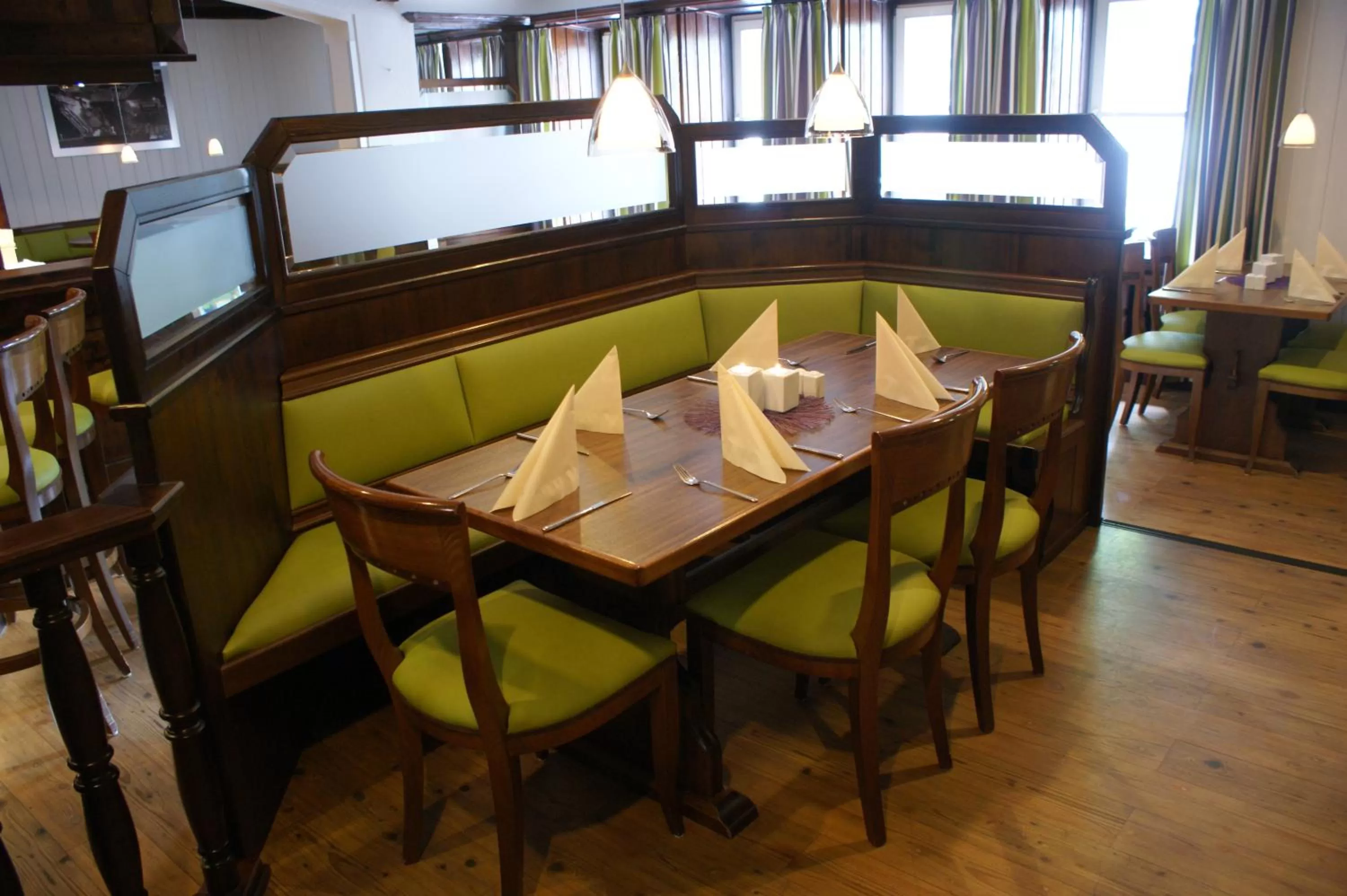 Restaurant/places to eat in Hotel am See