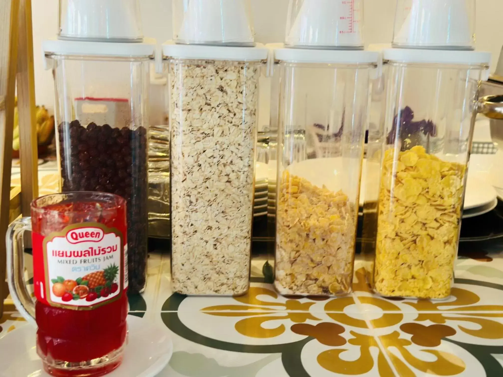 Breakfast in White Corner Hotel Breakfast in White Corner Hotel