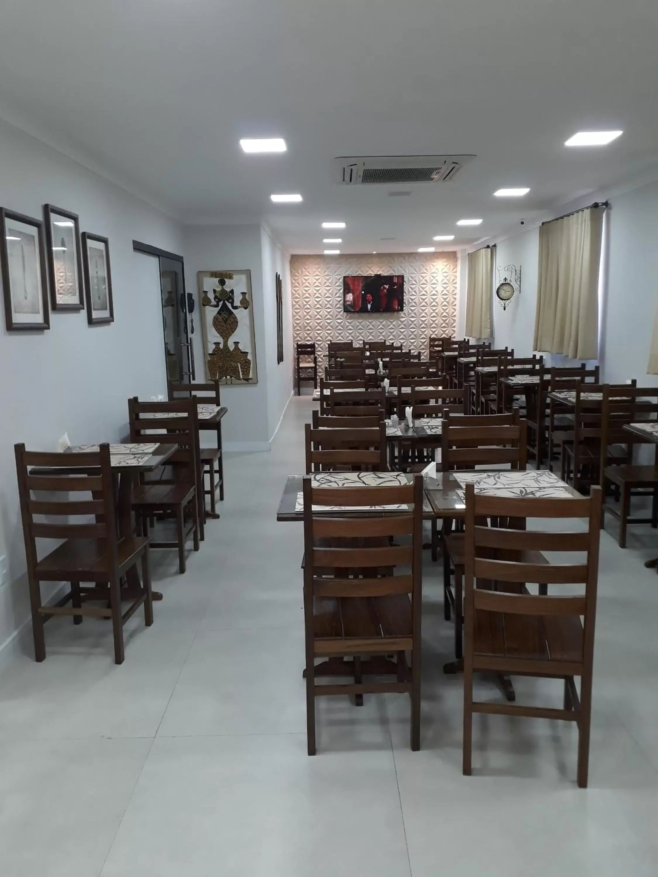 Restaurant/places to eat in Hotel Sempre Bahia Restaurant/places to eat in Hotel Sempre Bahia