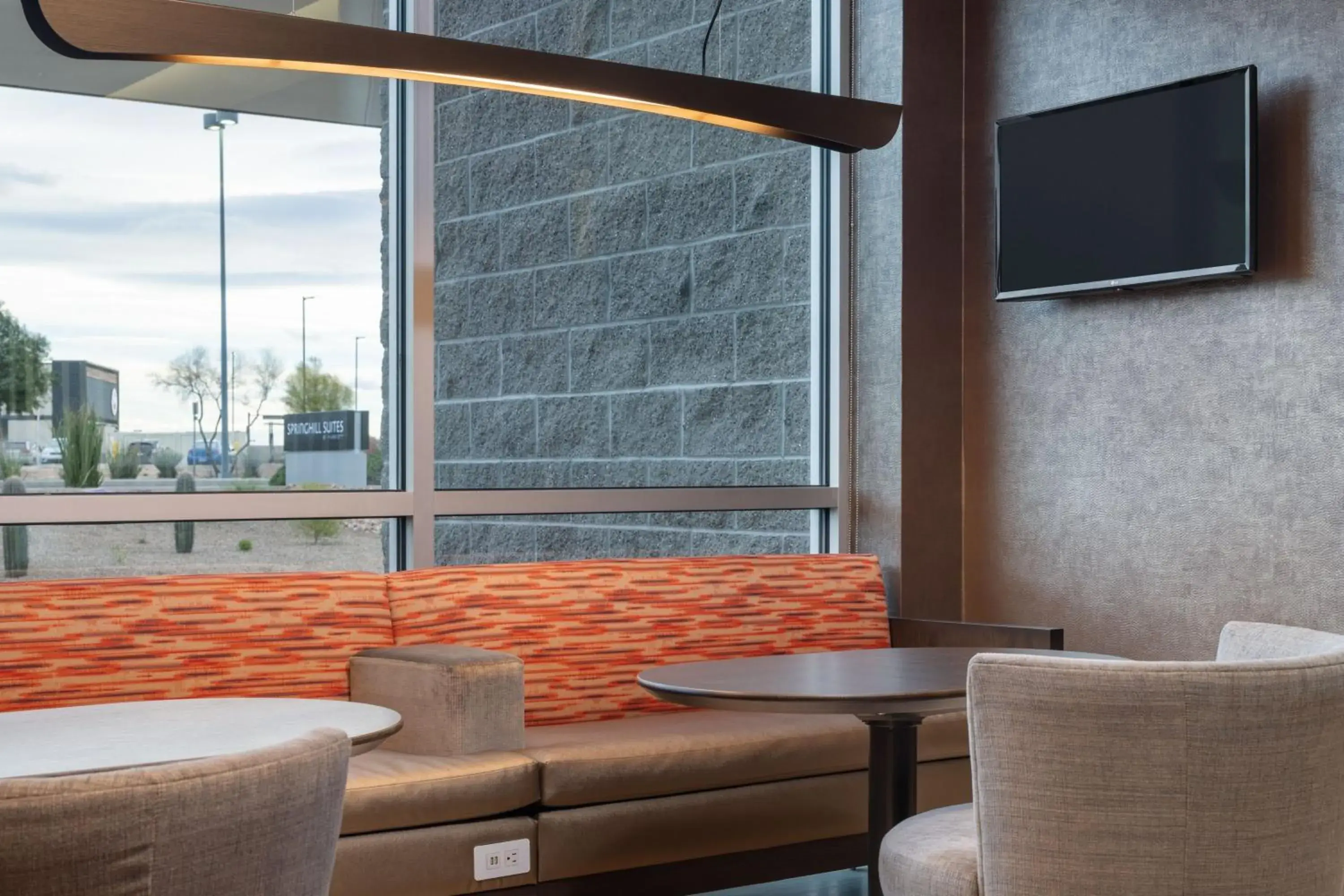 Property building, Seating Area in SpringHill Suites by Marriott Tucson at The Bridges