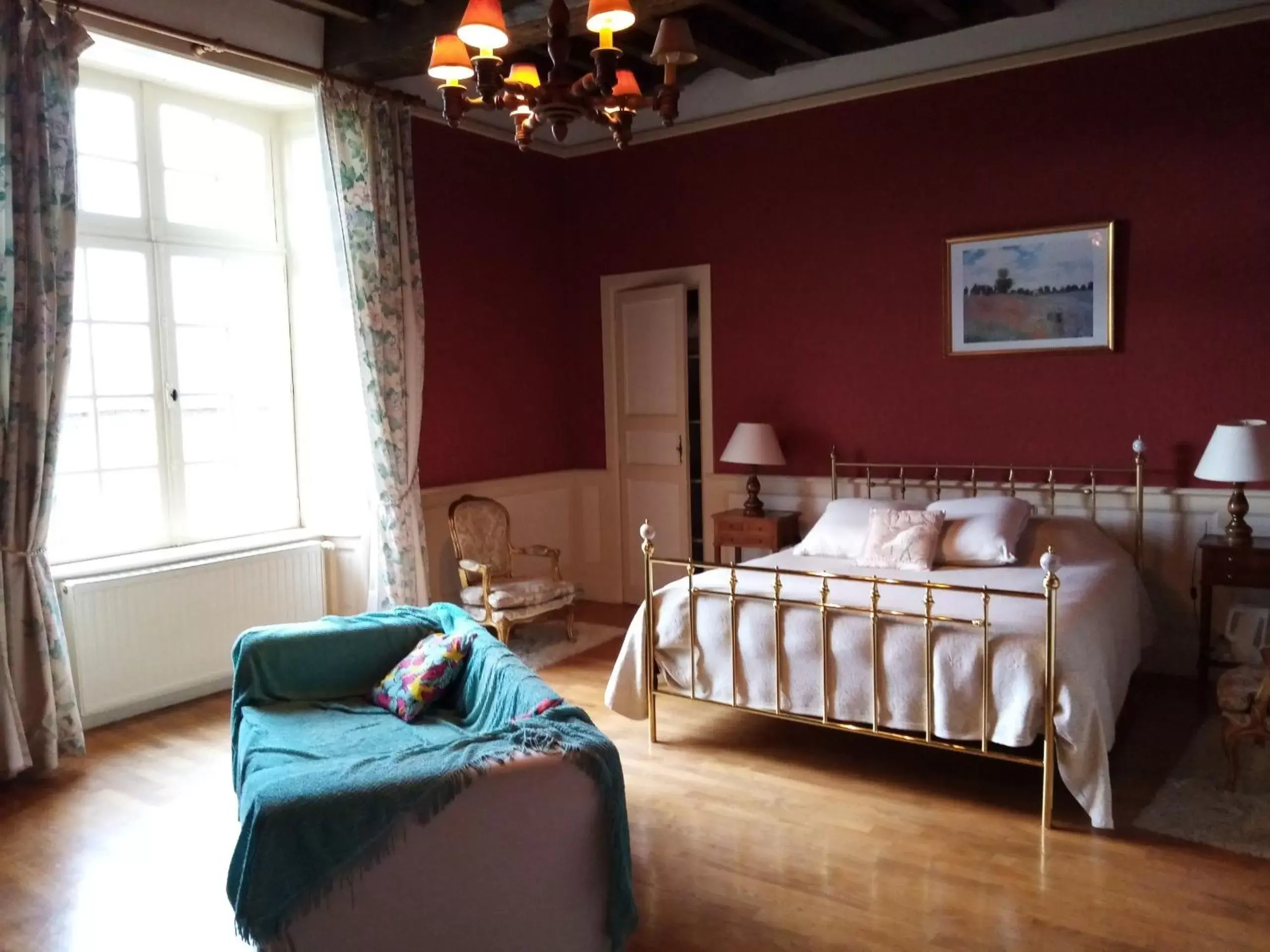 Bedroom, Bed in Domaine de launay blot, Proche MT ST MICHEL