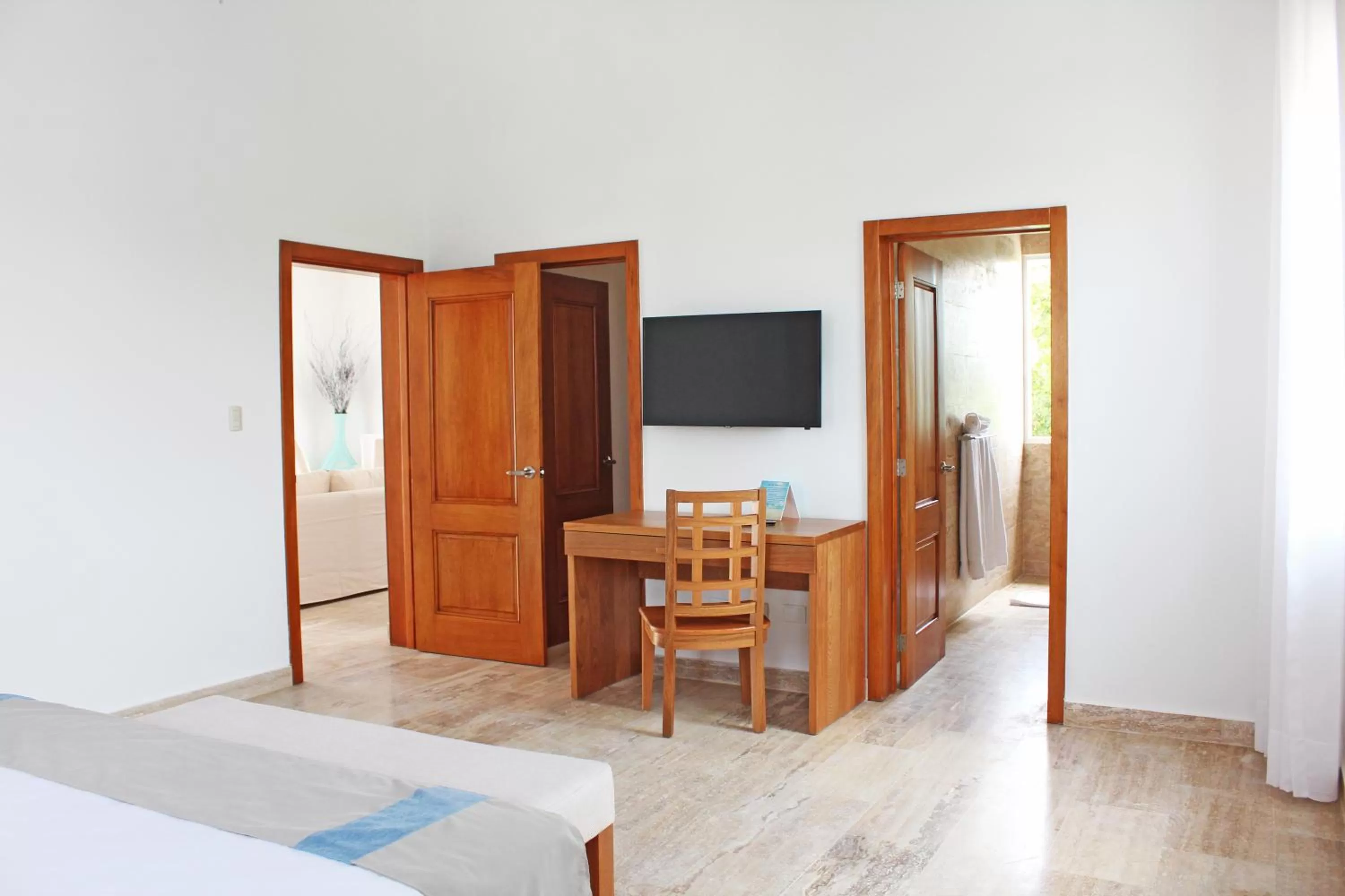 Bedroom, TV/Entertainment Center in Ocean Village Deluxe Resort & Spa